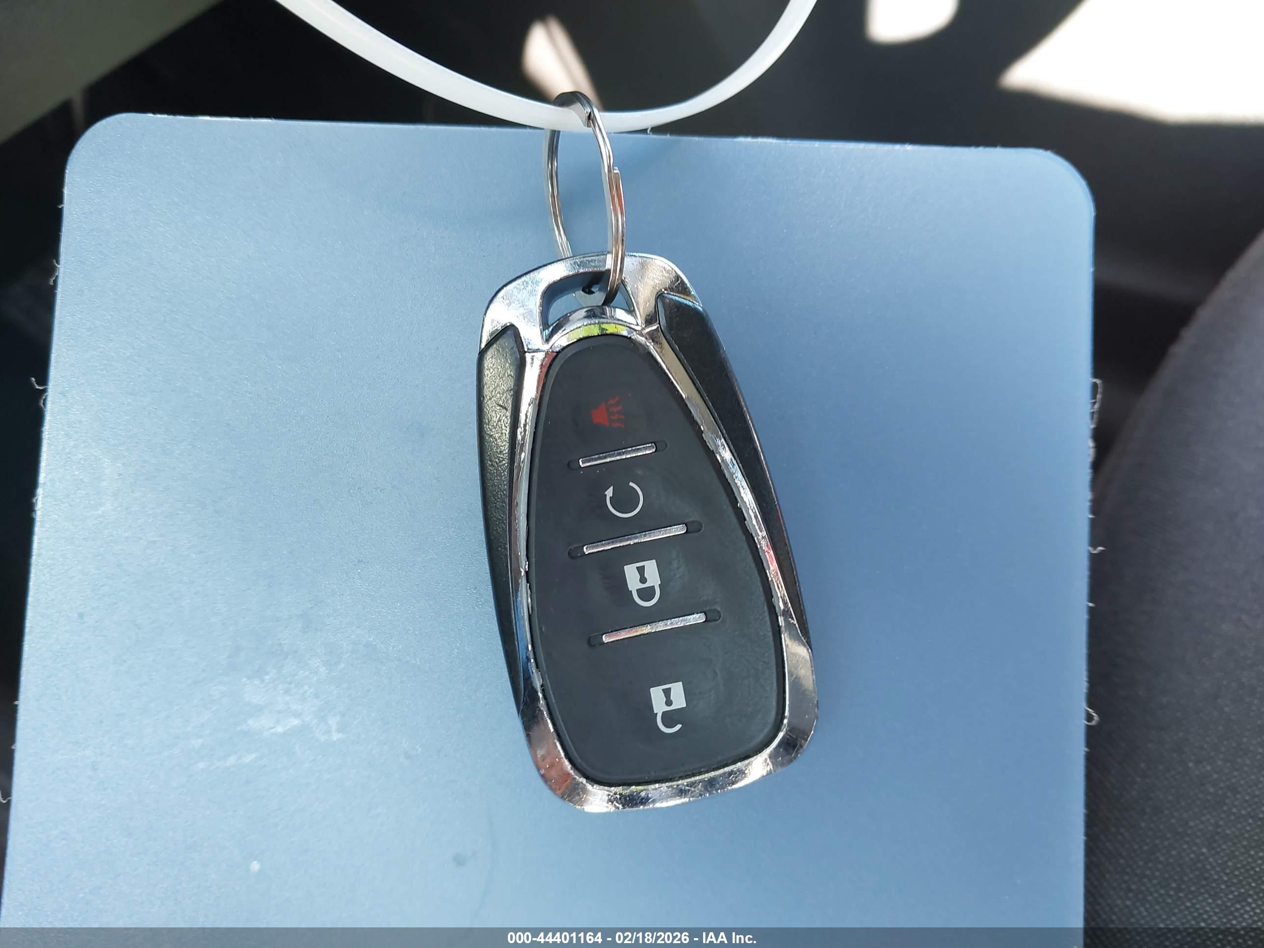 CHEVROLET EQUINOX image 11