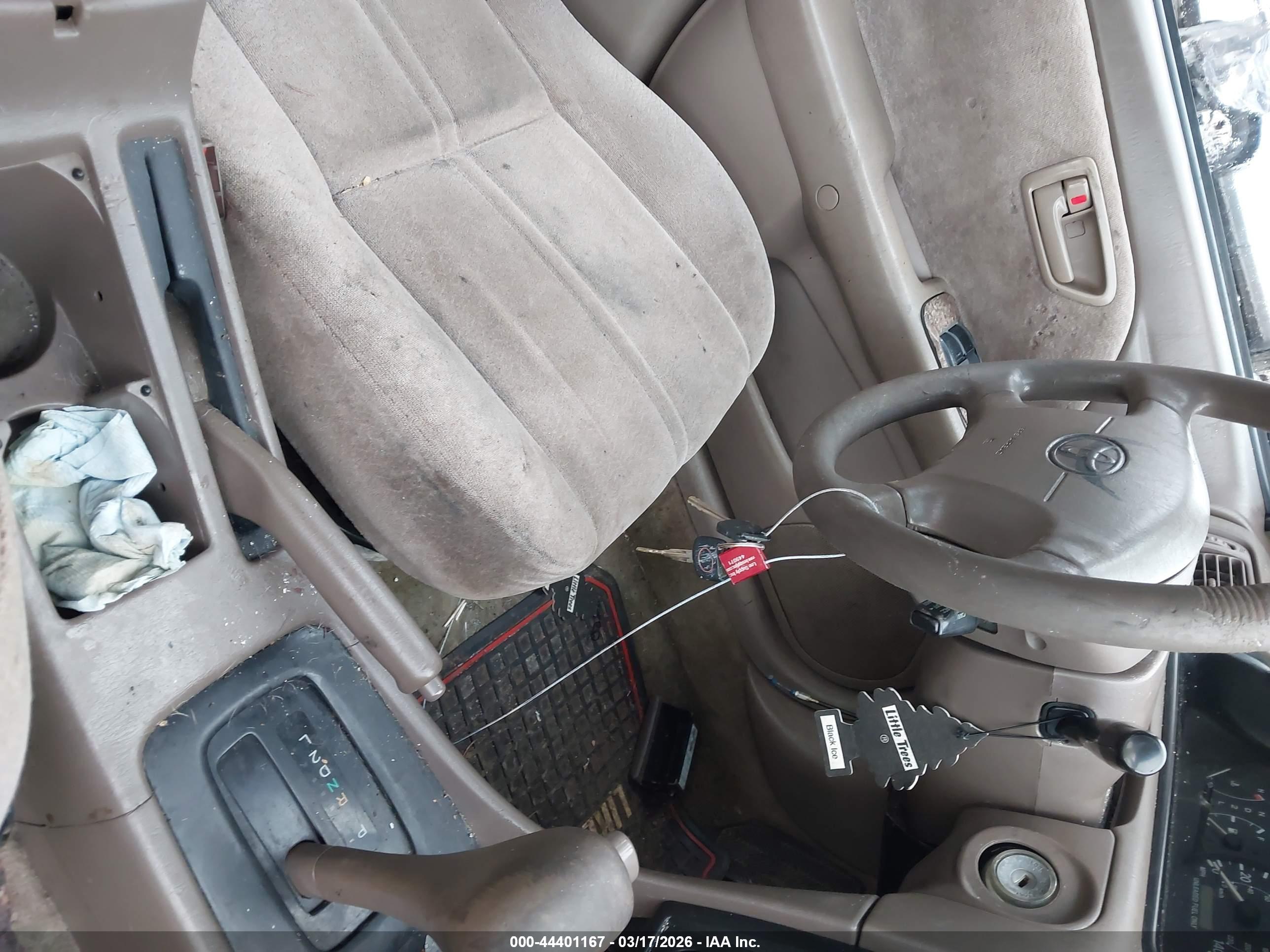 TOYOTA CAMRY image 11