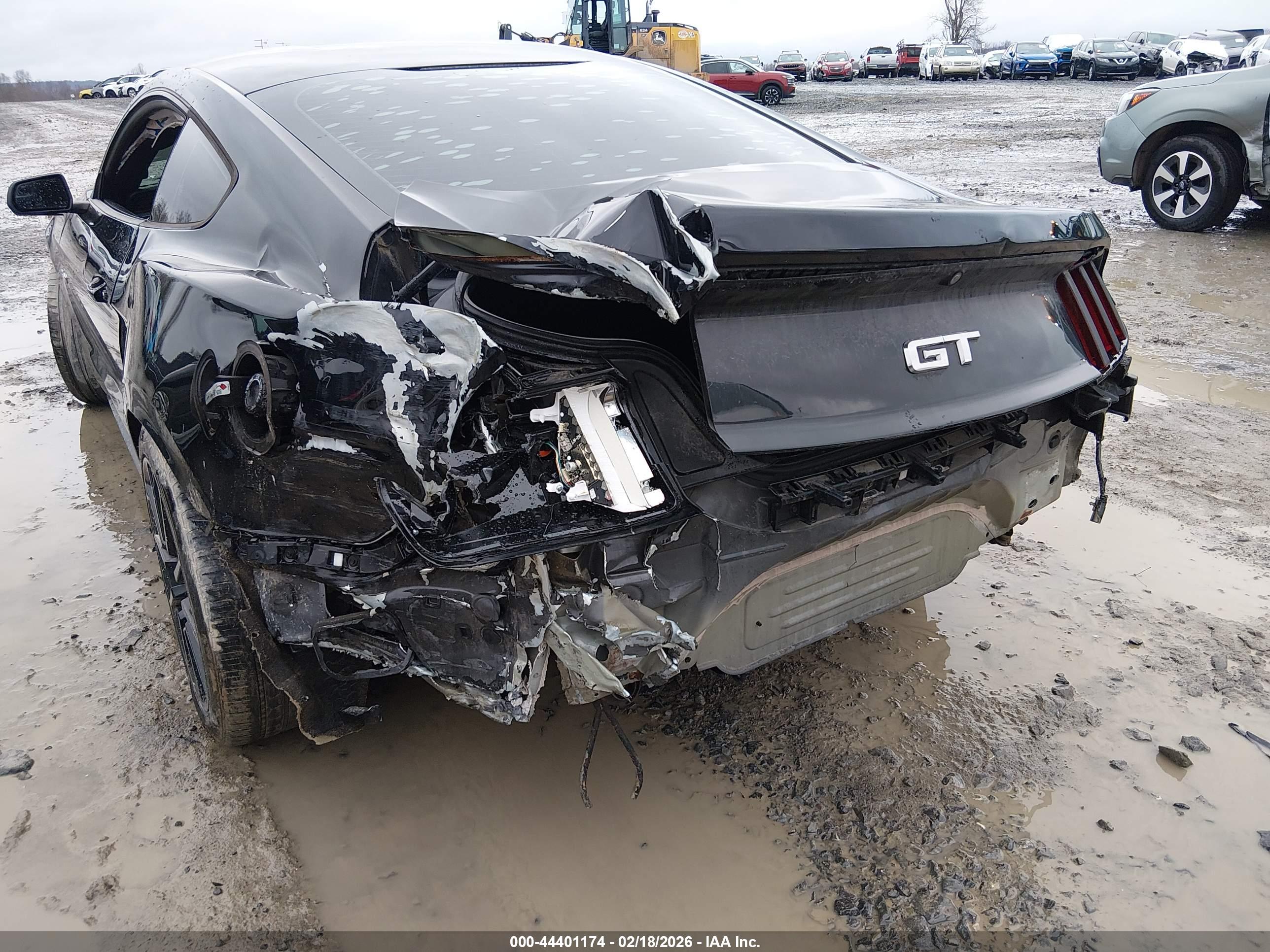 FORD MUSTANG image 6