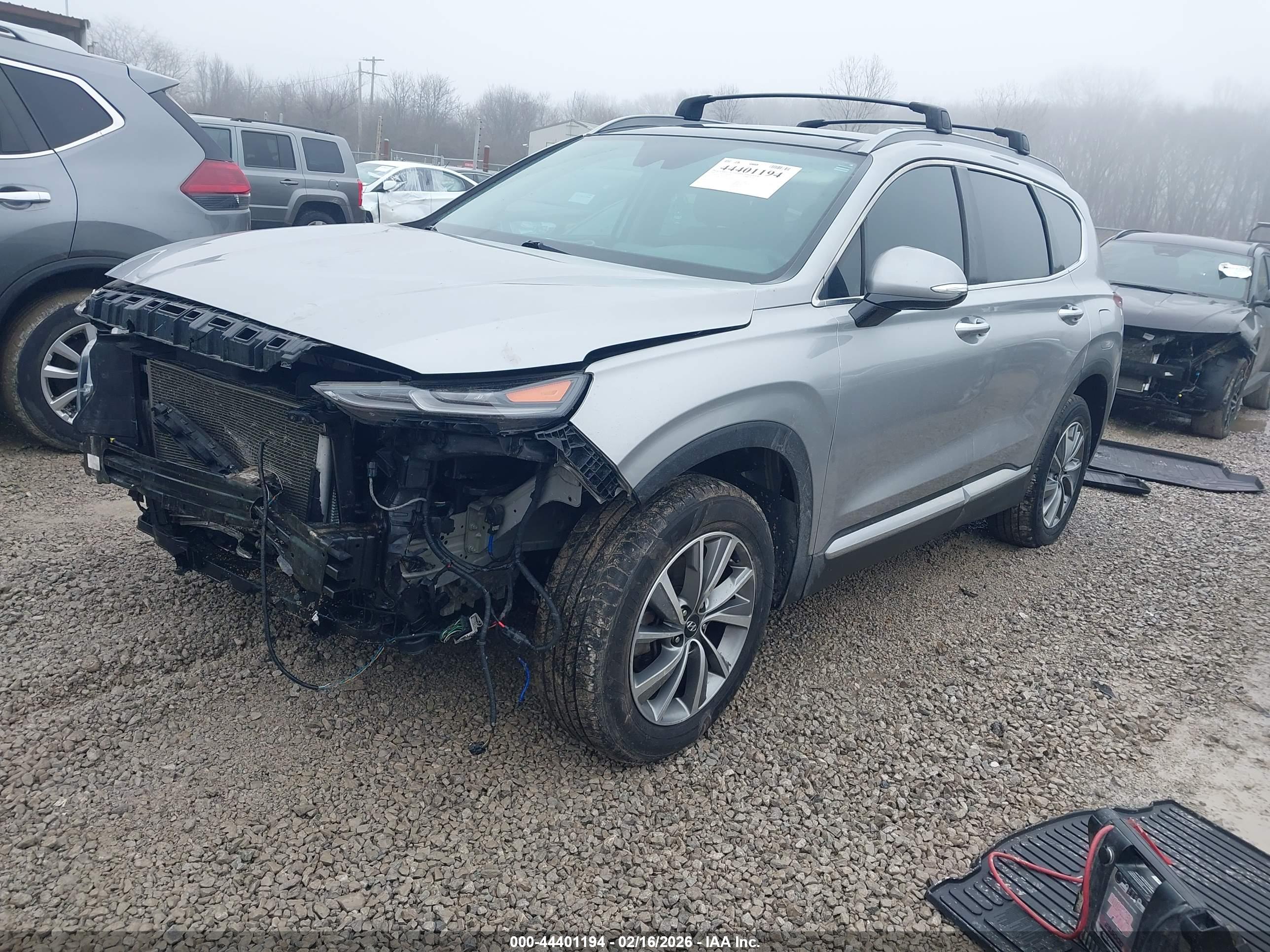HYUNDAI SANTA image 2