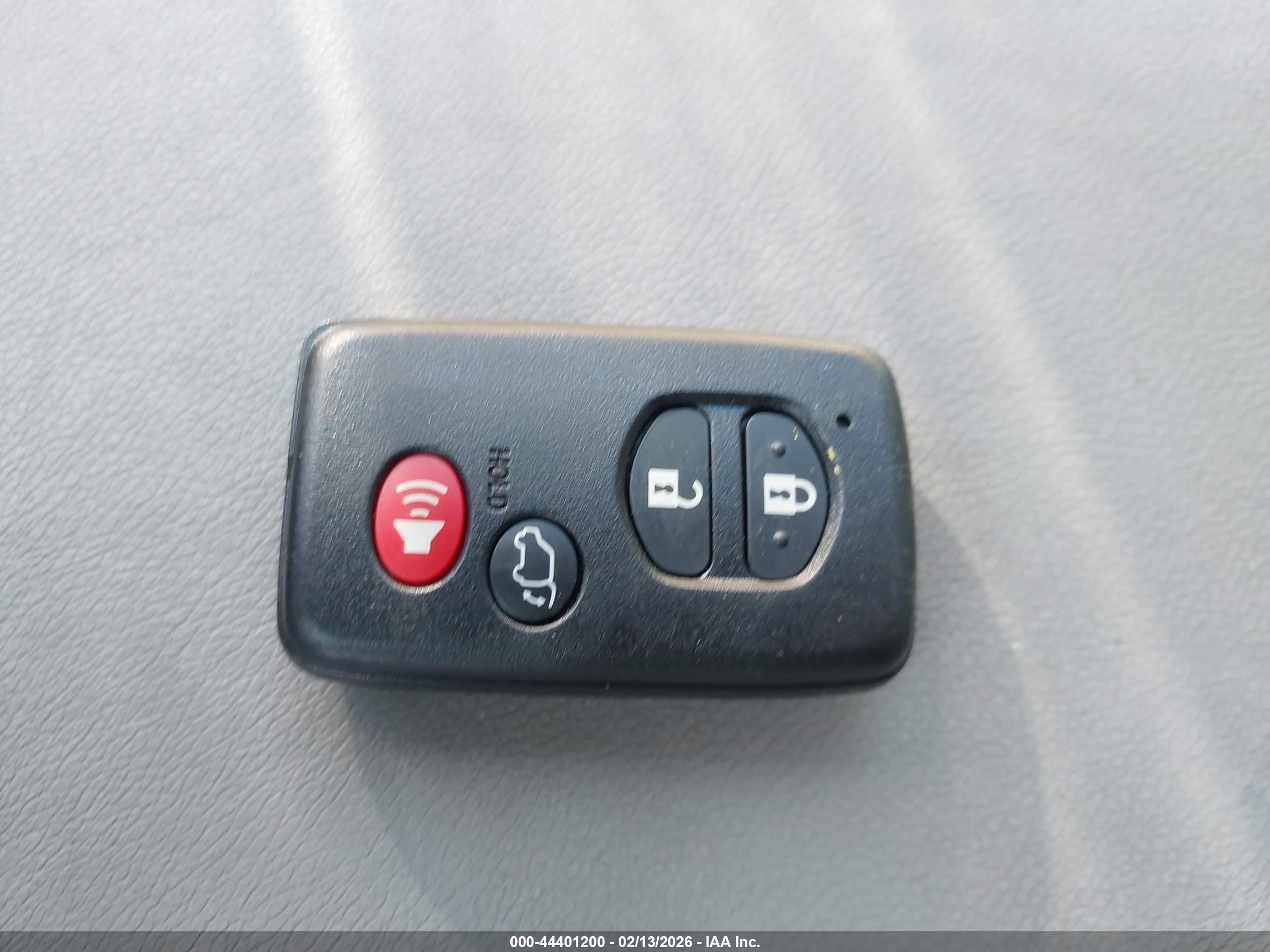 TOYOTA HIGHLANDER image 11