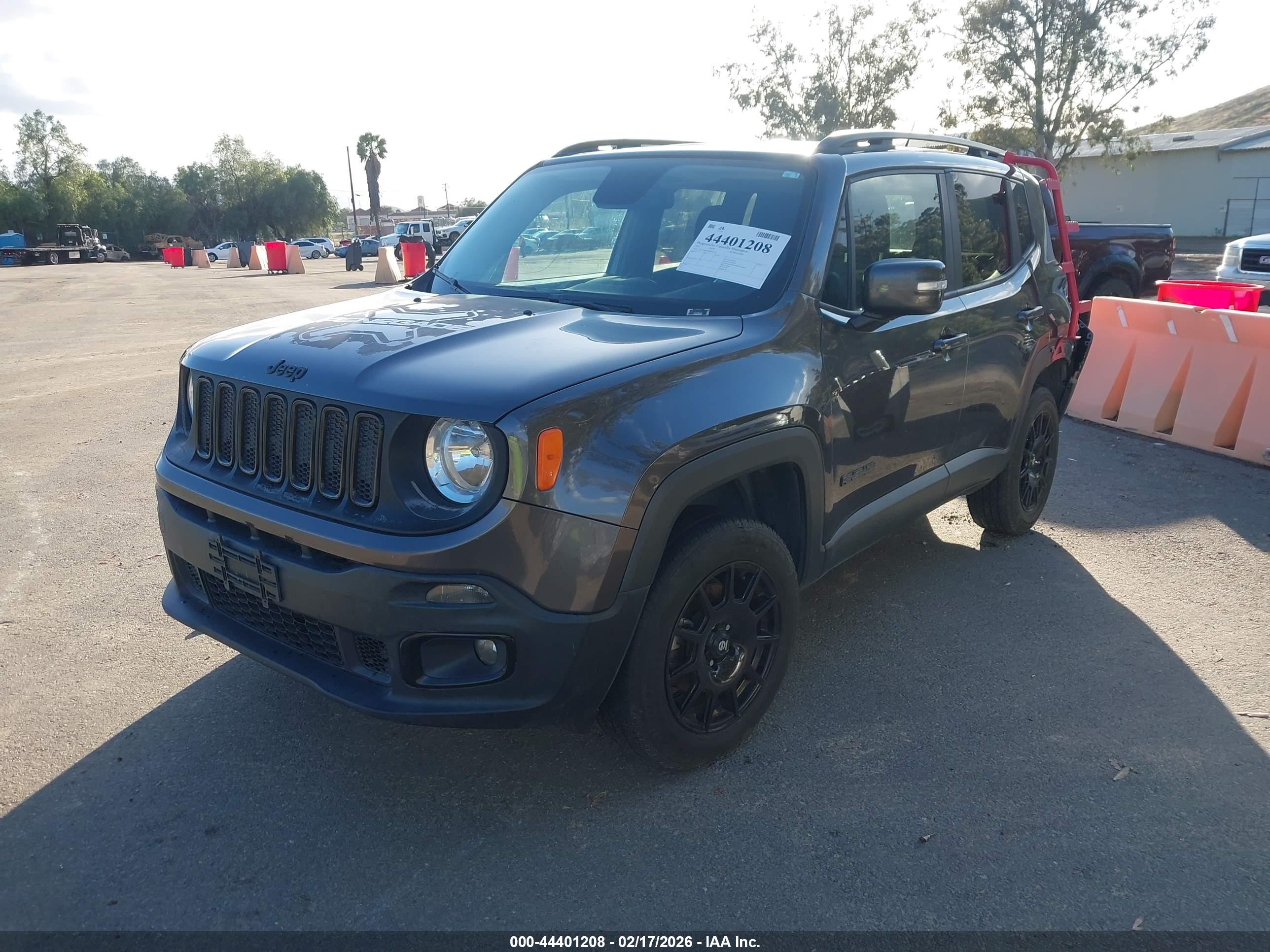 JEEP RENEGADE image 2