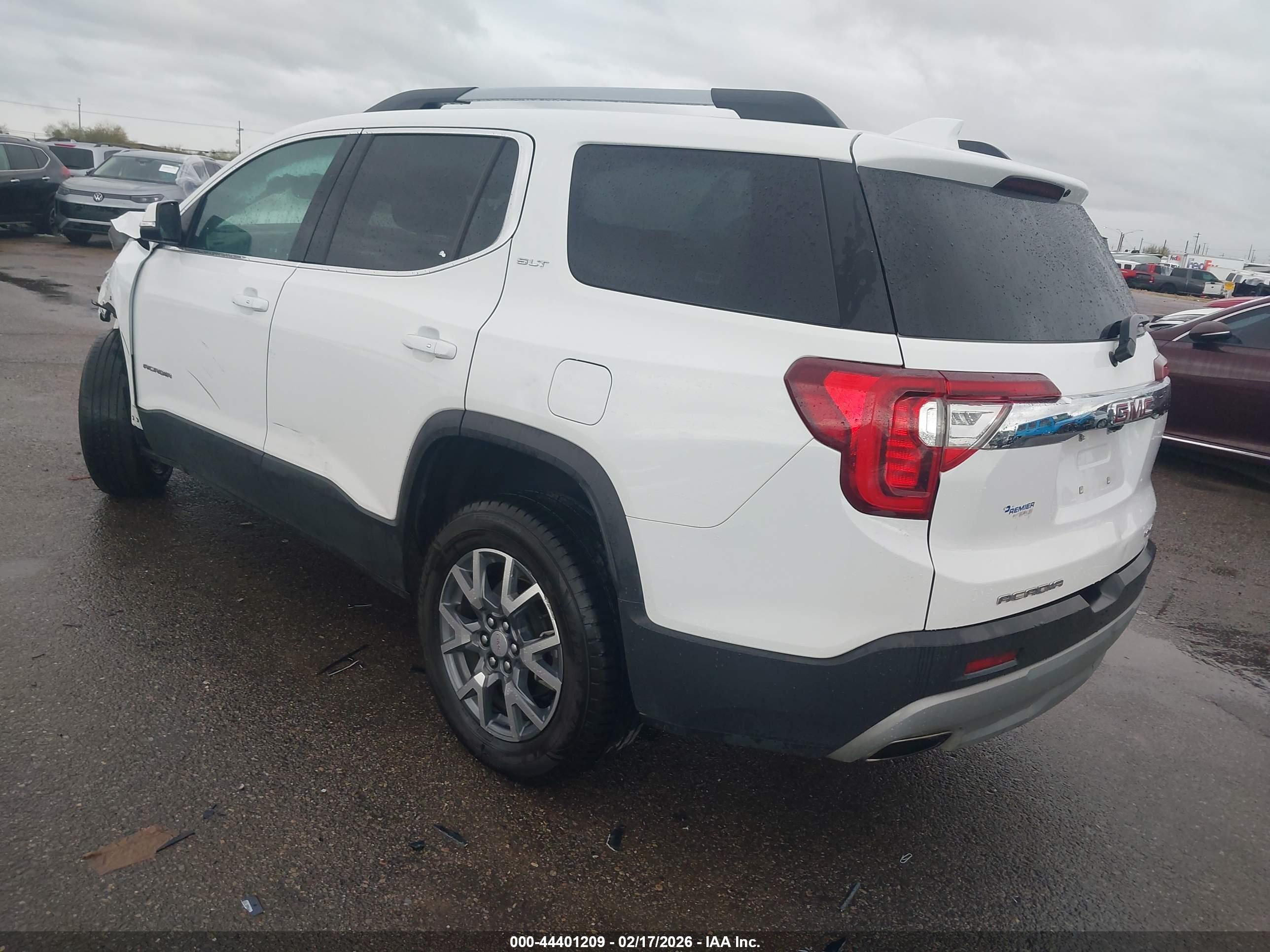 GMC ACADIA image 3
