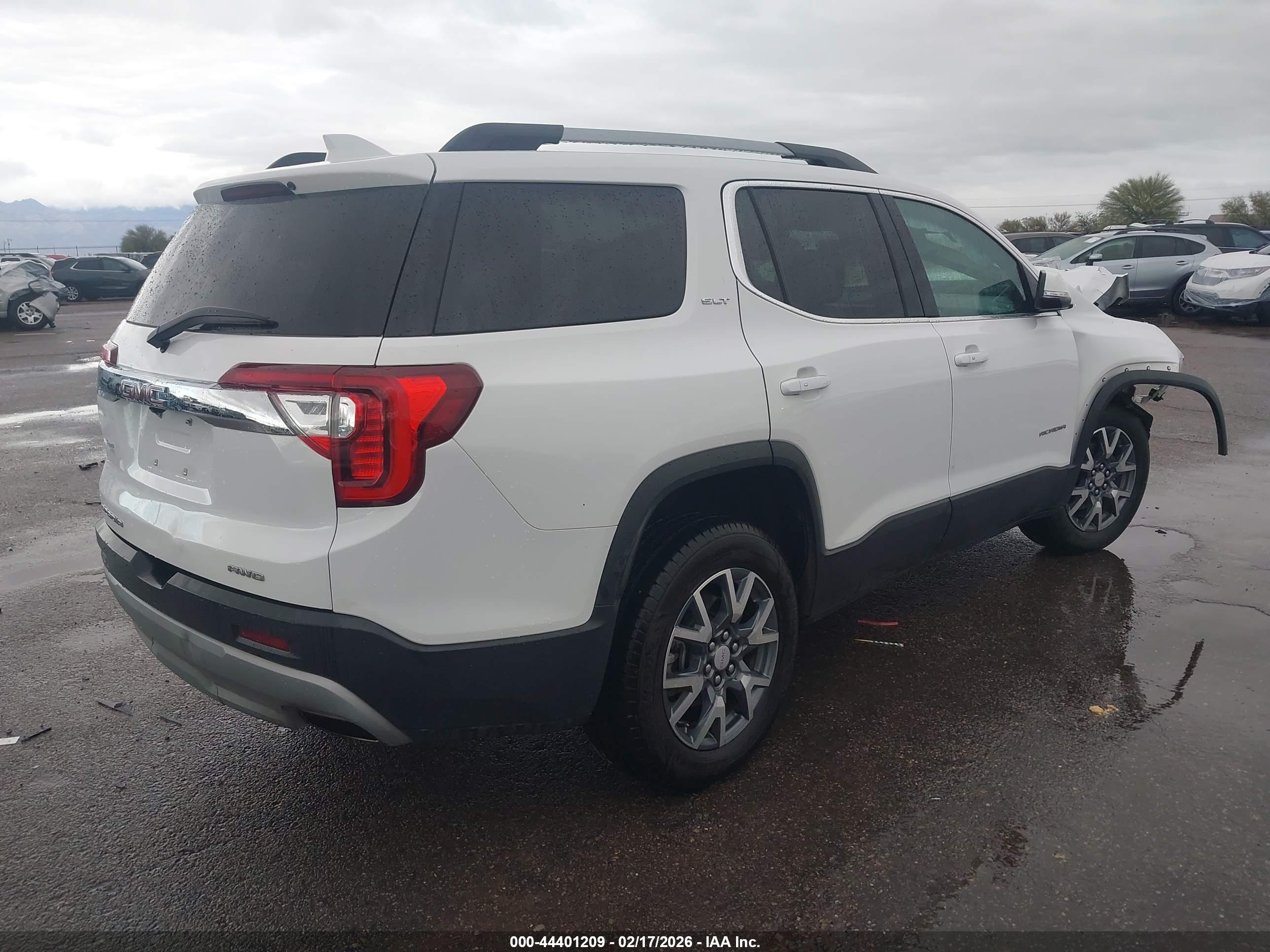 GMC ACADIA image 4