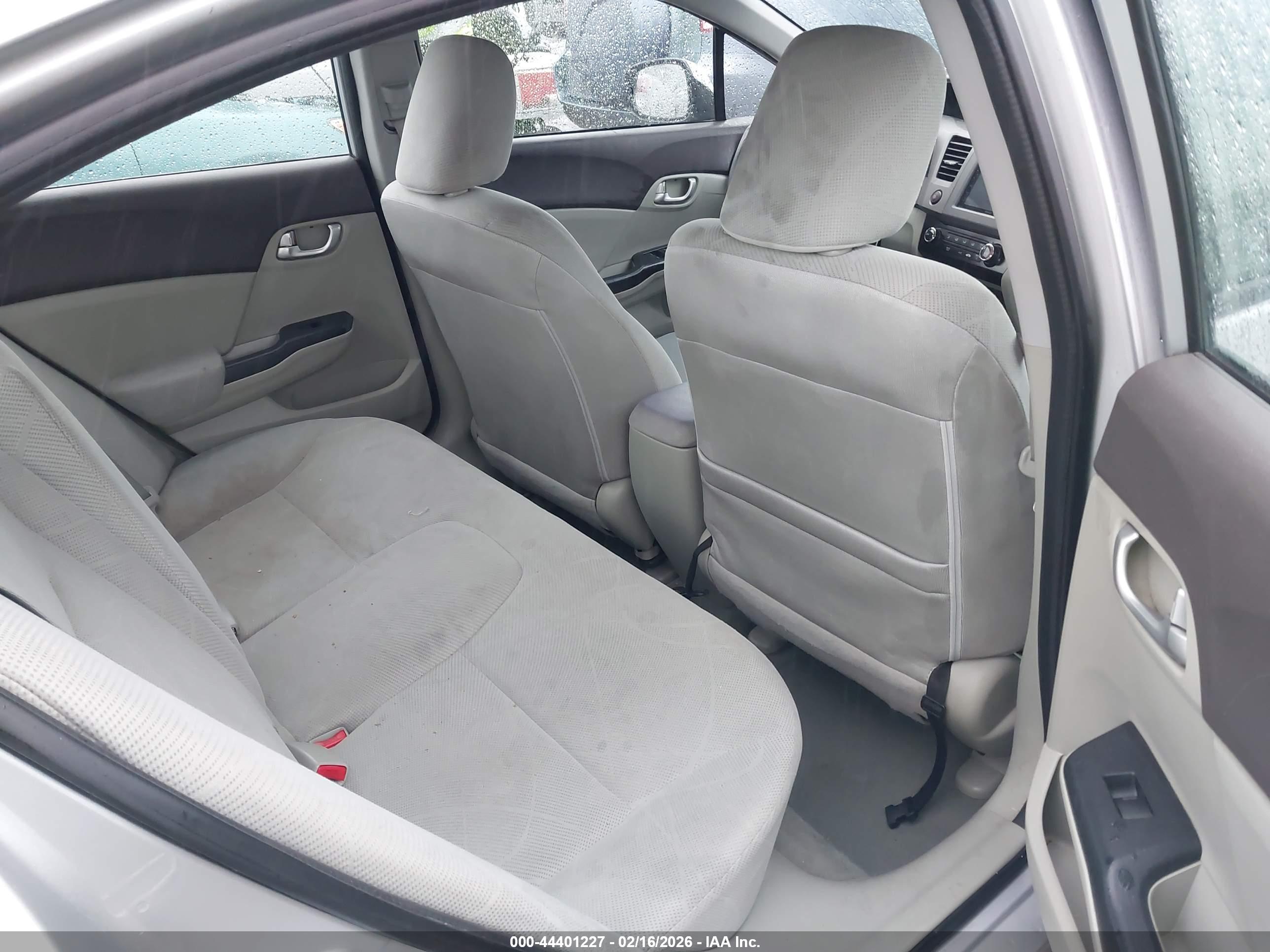 HONDA CIVIC image 8