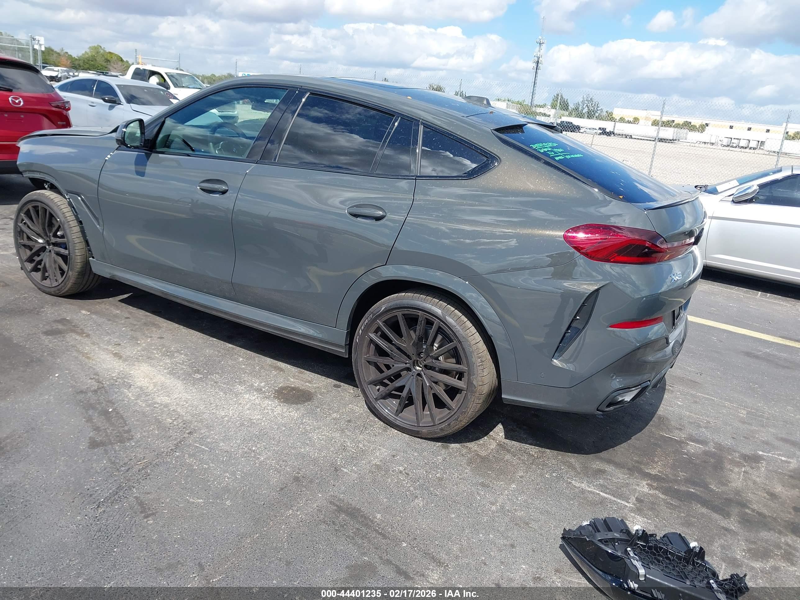 BMW X6 image 3
