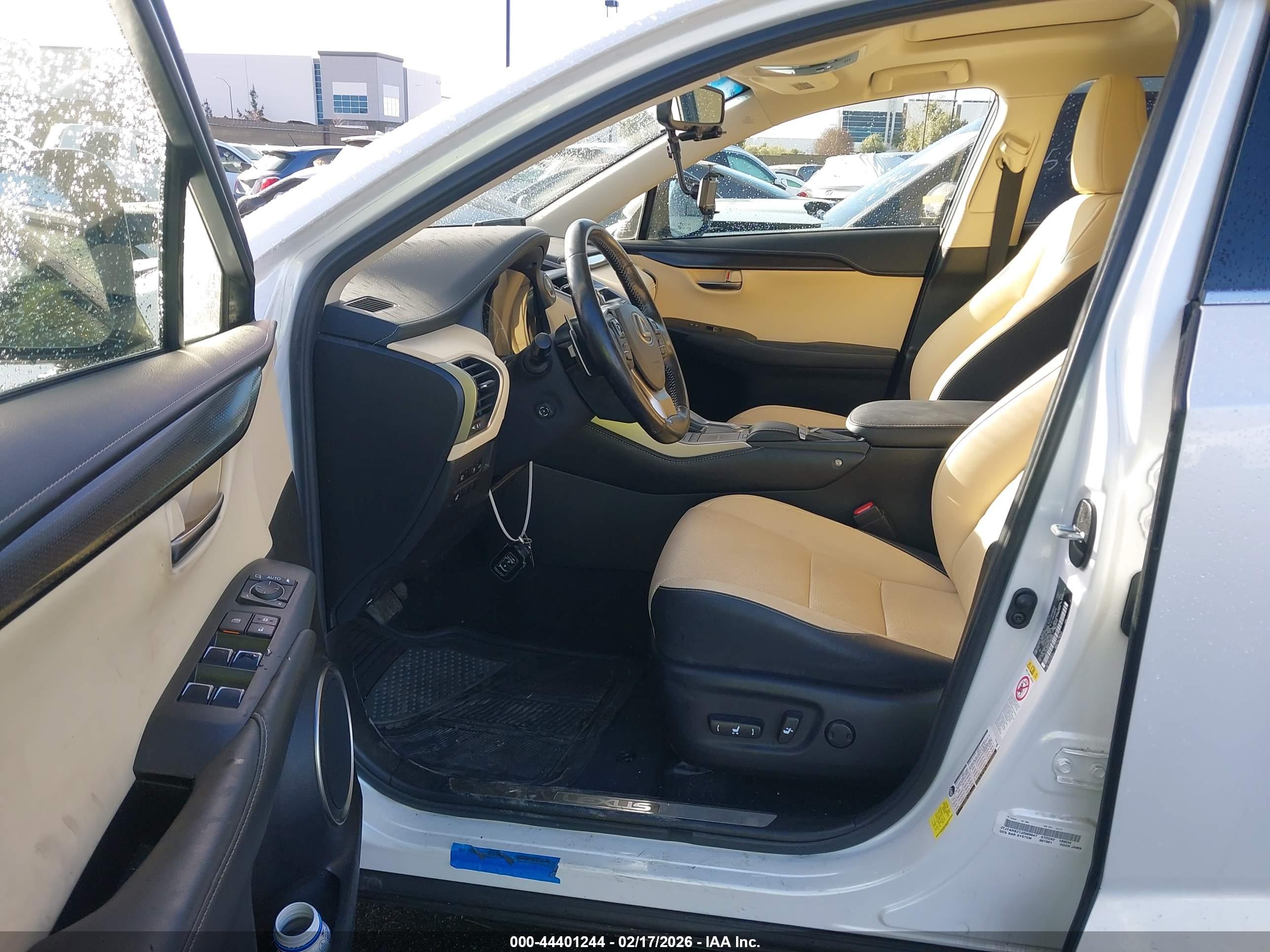 LEXUS NX image 5