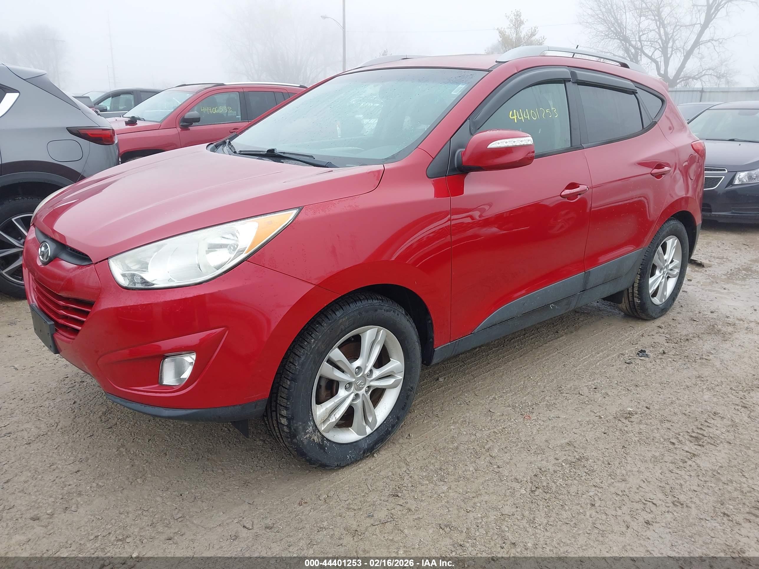 HYUNDAI TUCSON image 2