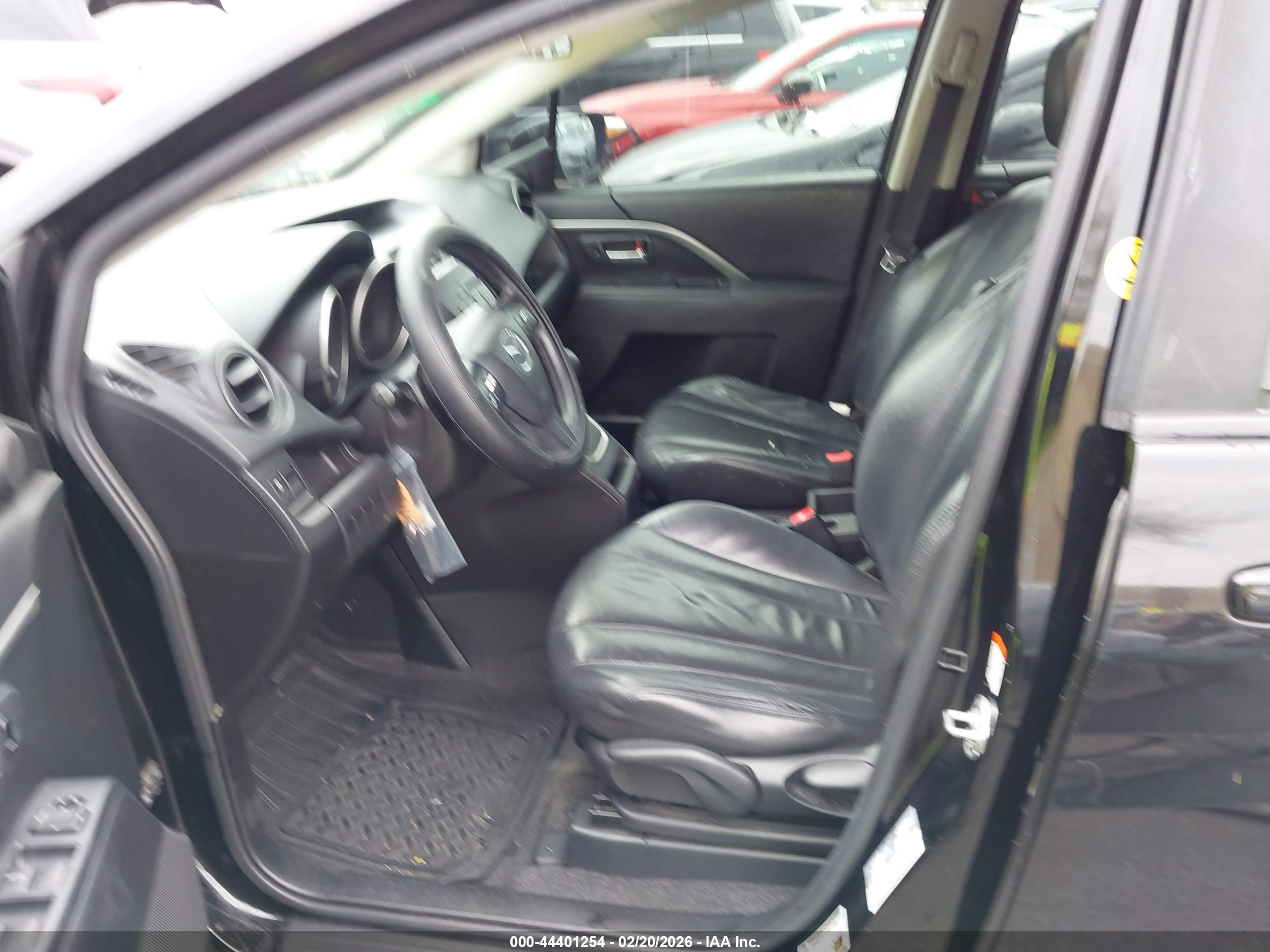 MAZDA MAZDA5 image 5