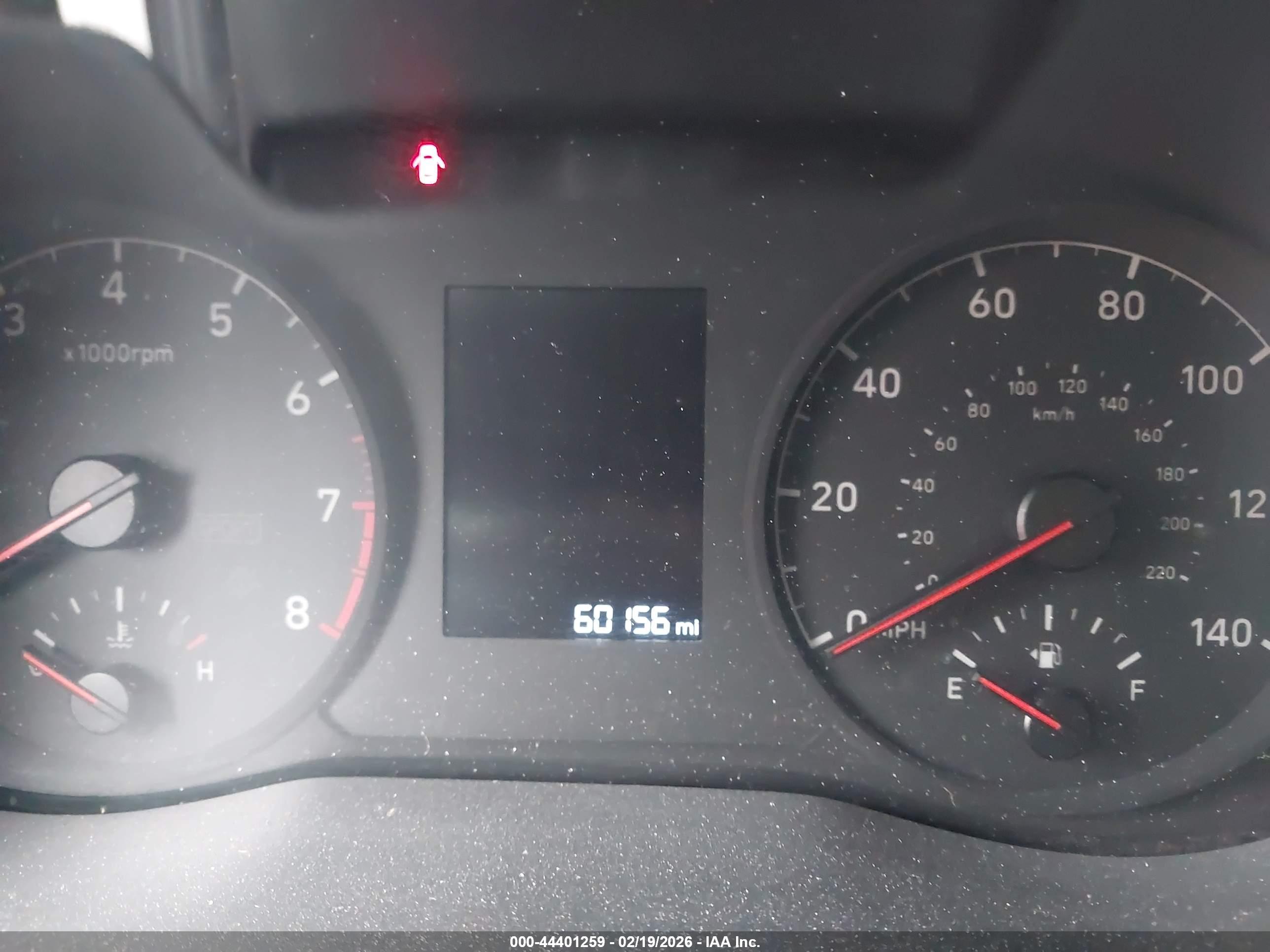 HYUNDAI ACCENT image 7