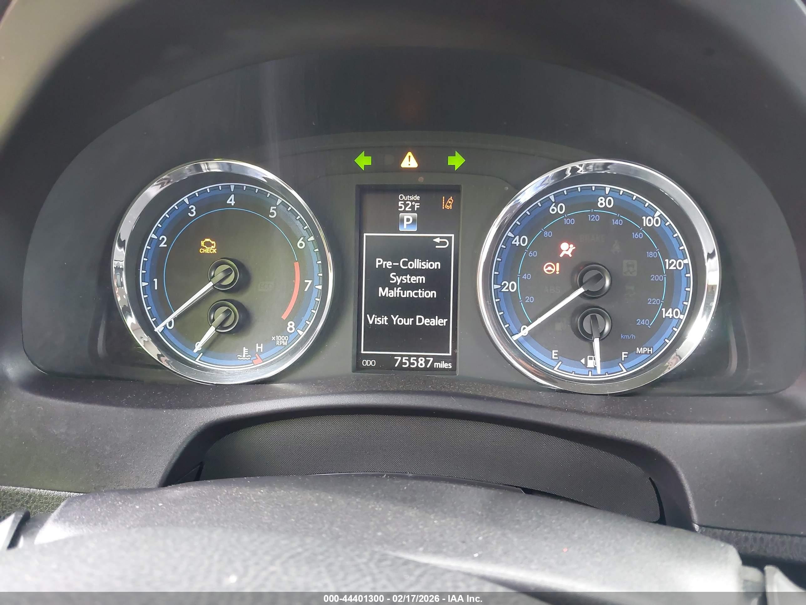 TOYOTA COROLLA image 7