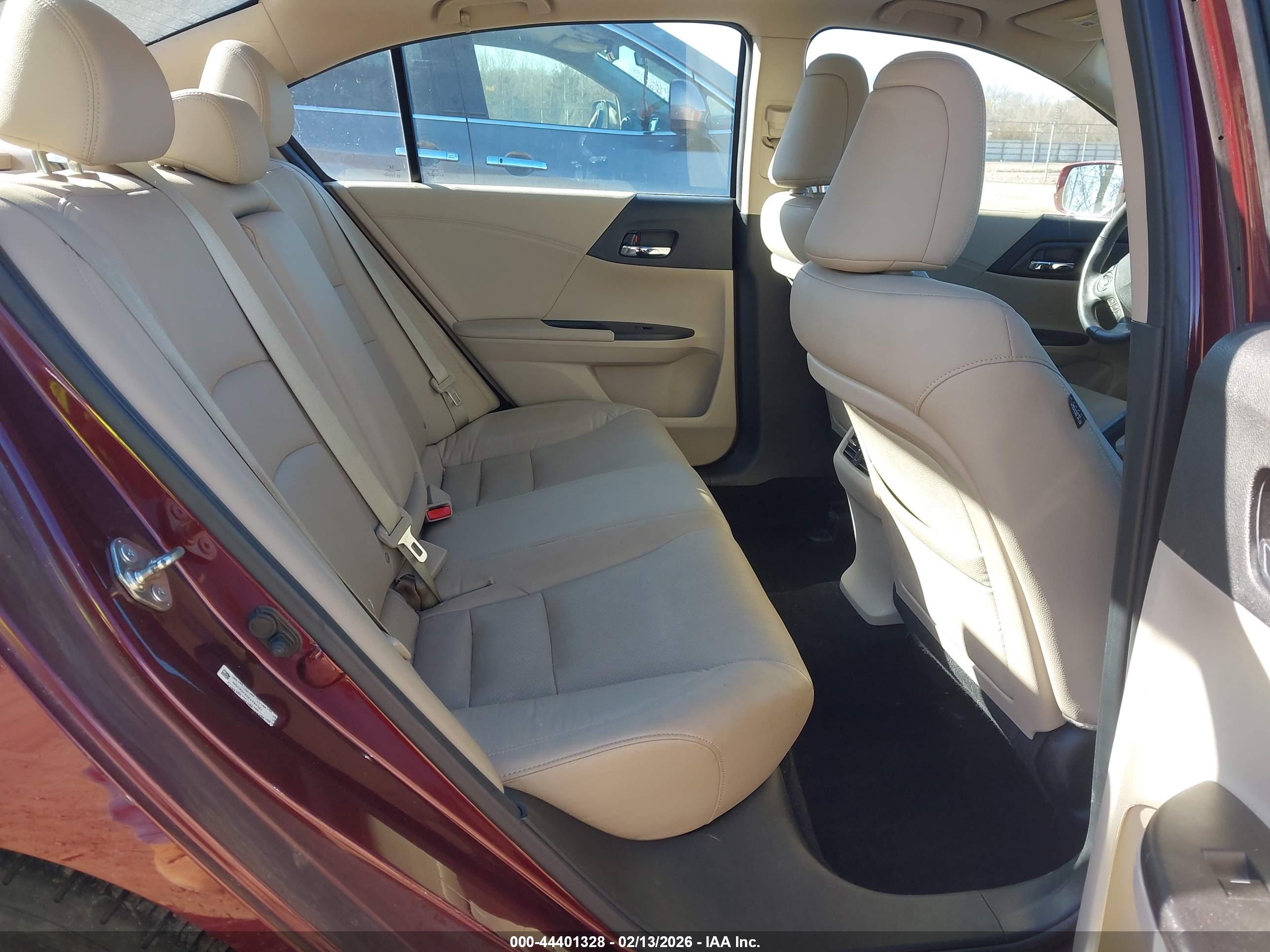 HONDA ACCORD image 8