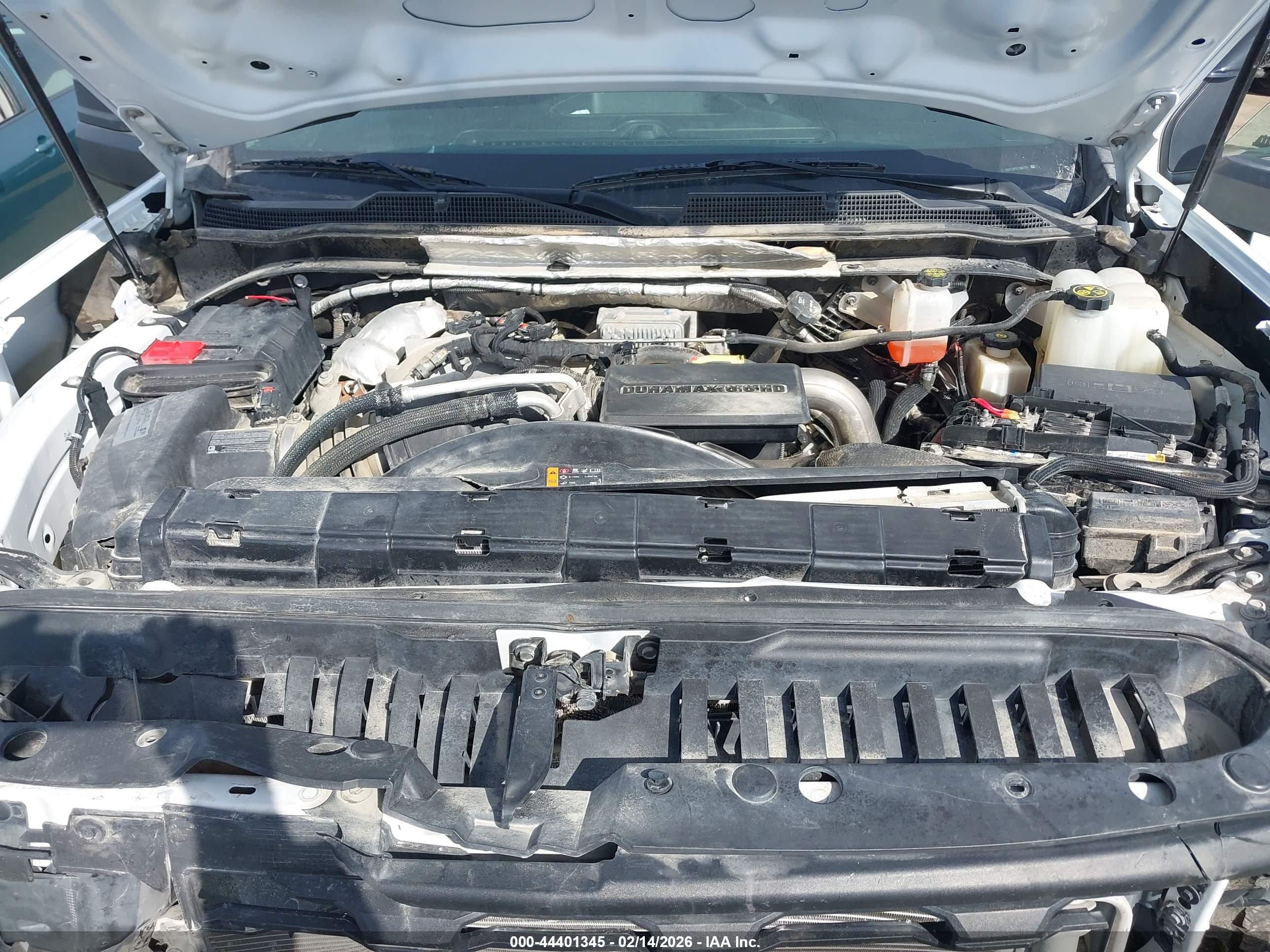 CHEVROLET SILVERADO image 10