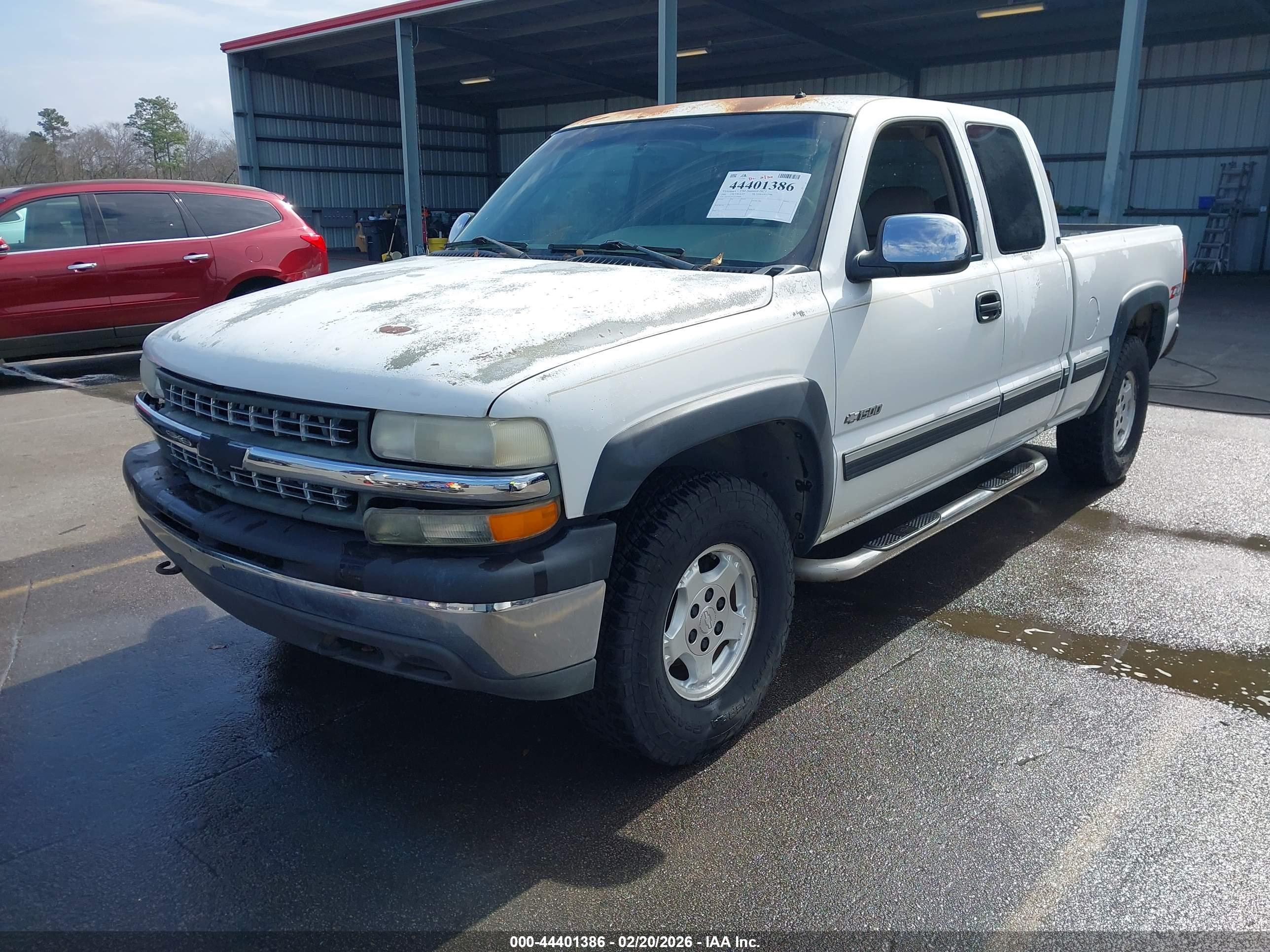 CHEVROLET SILVERADO image 2