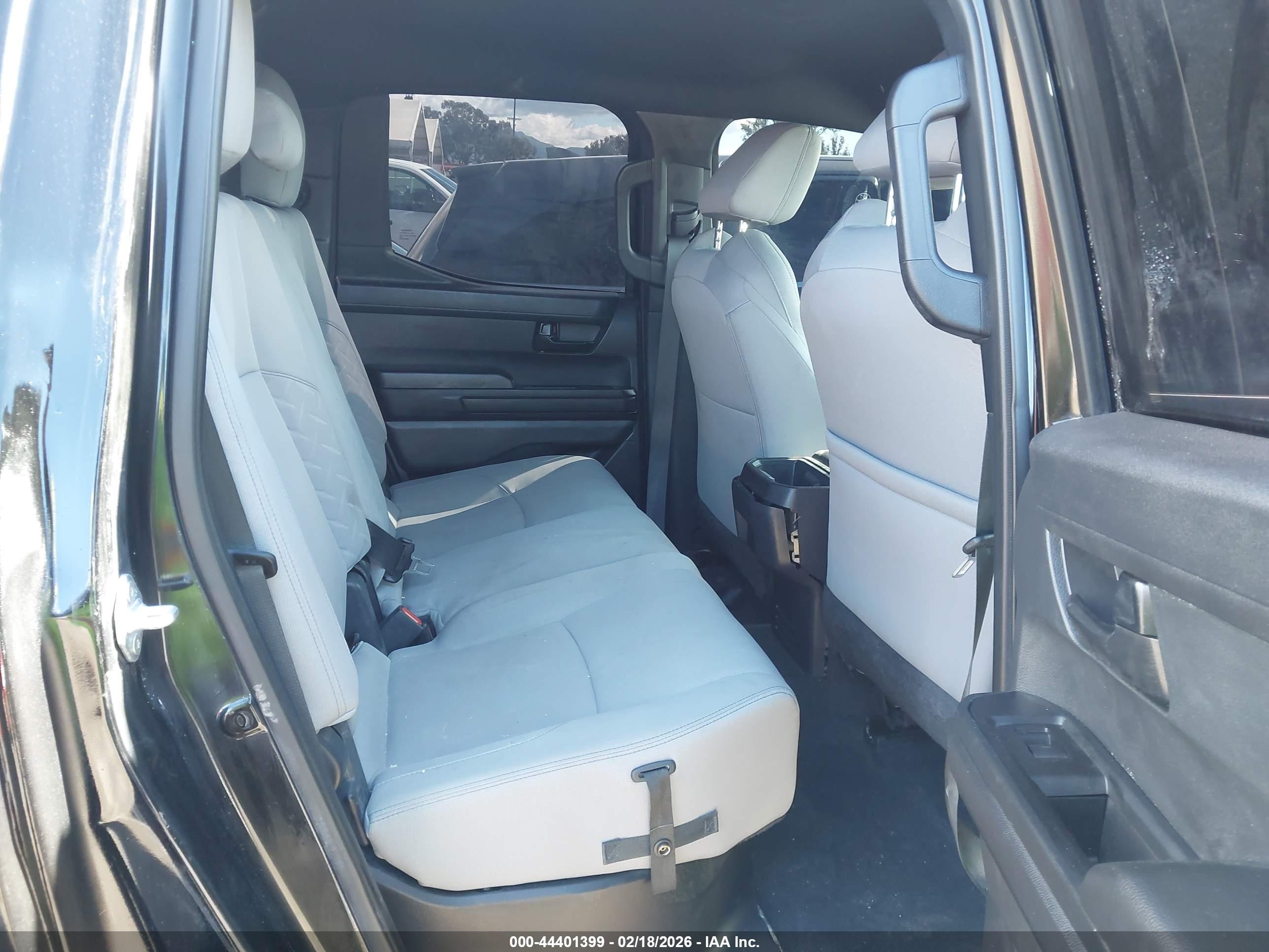TOYOTA TACOMA image 8