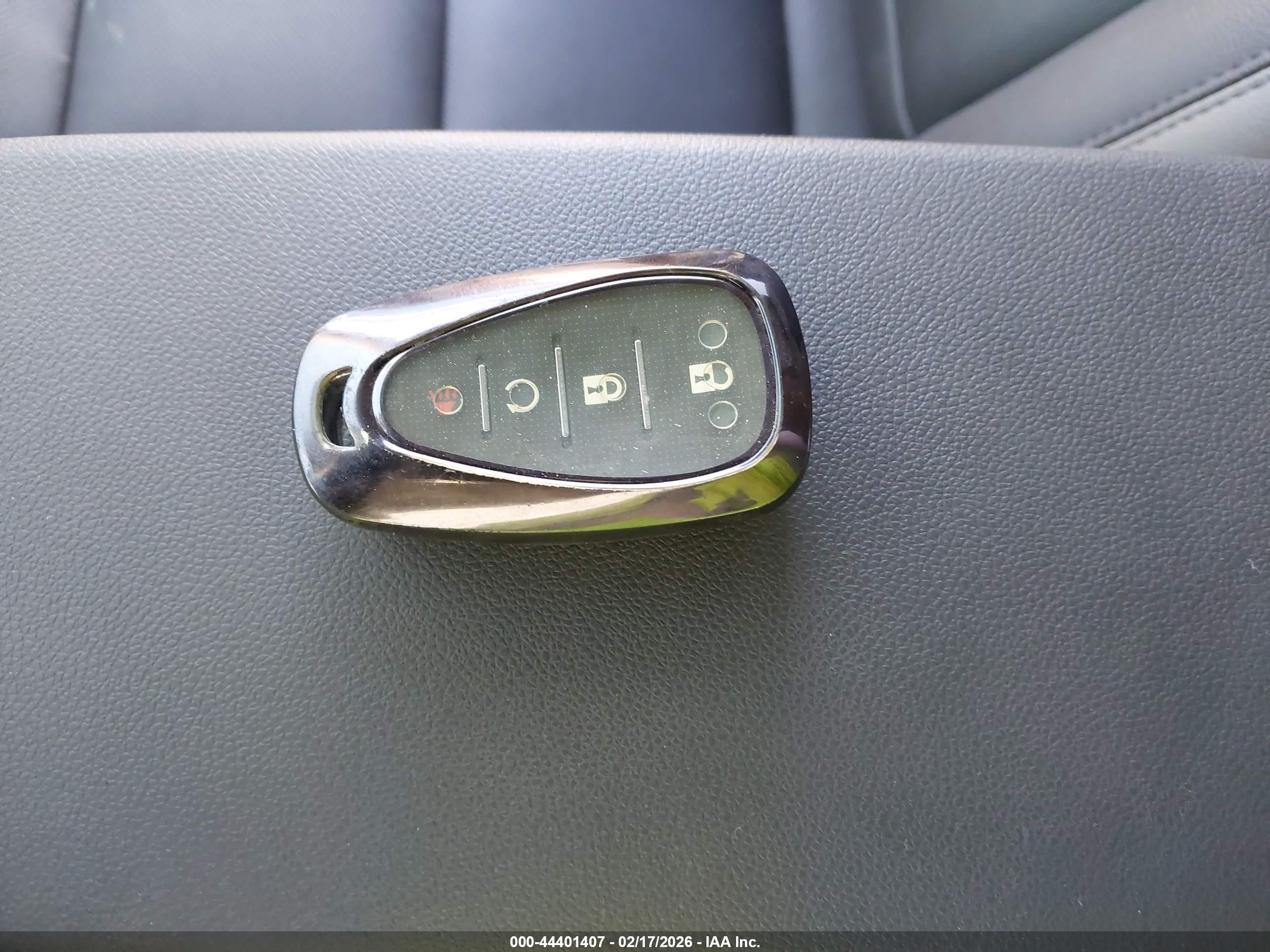 CHEVROLET TRAX image 11