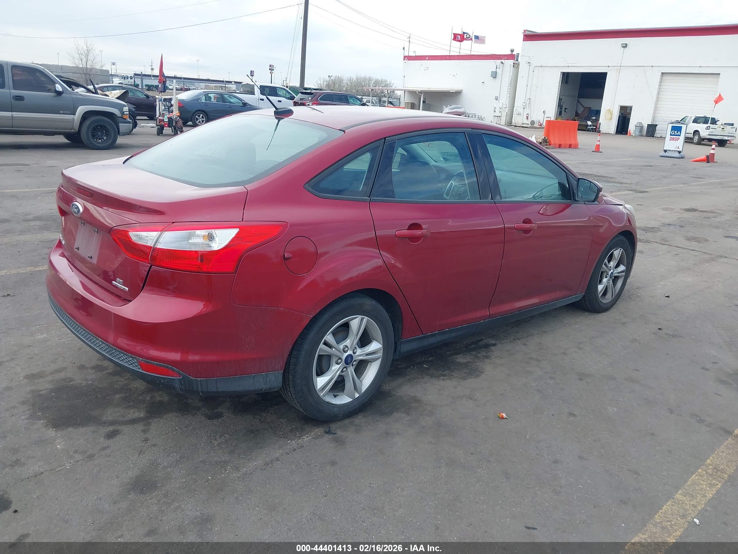 FORD FOCUS image 4