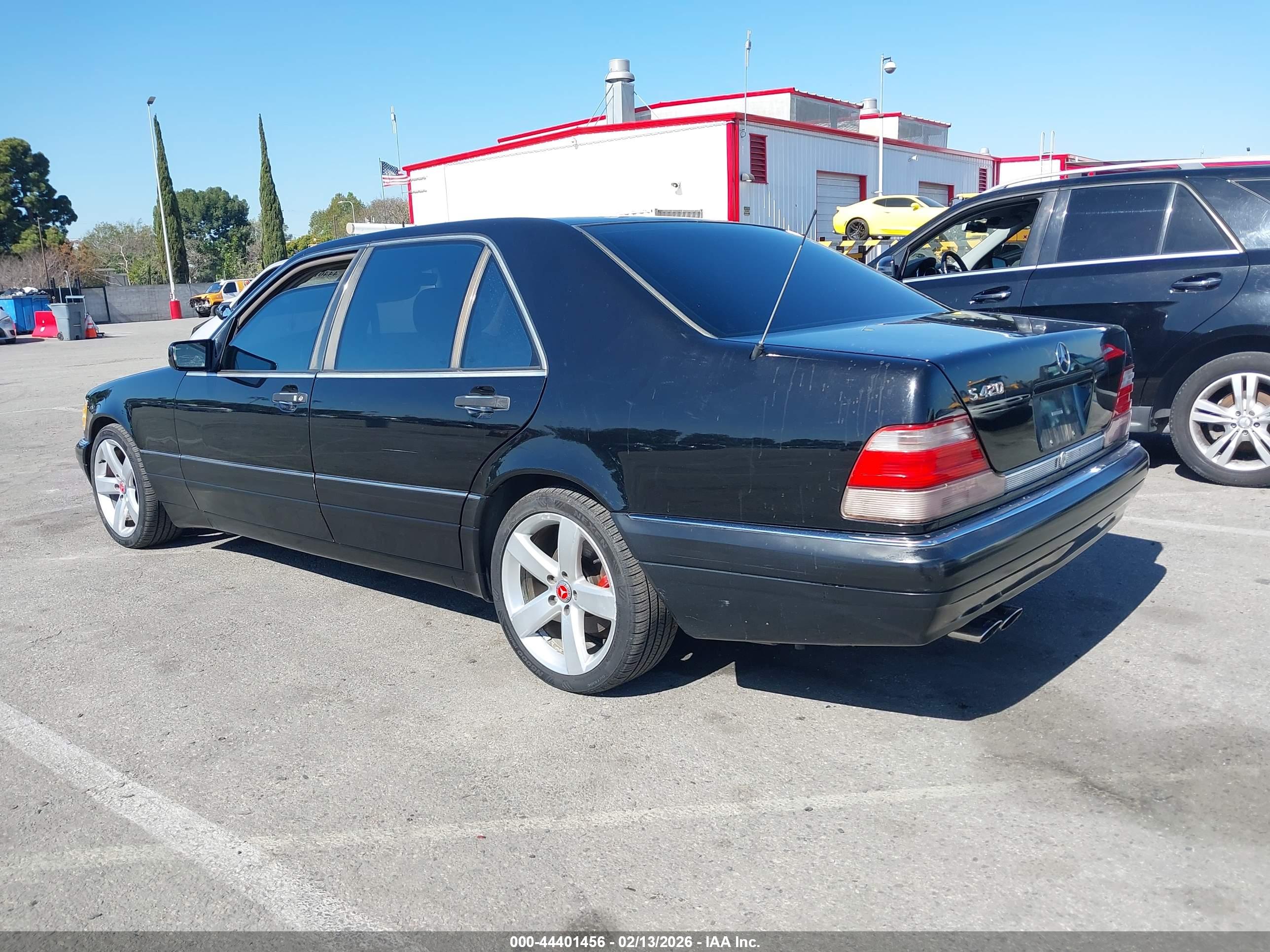 MERCEDES-BENZ S image 3