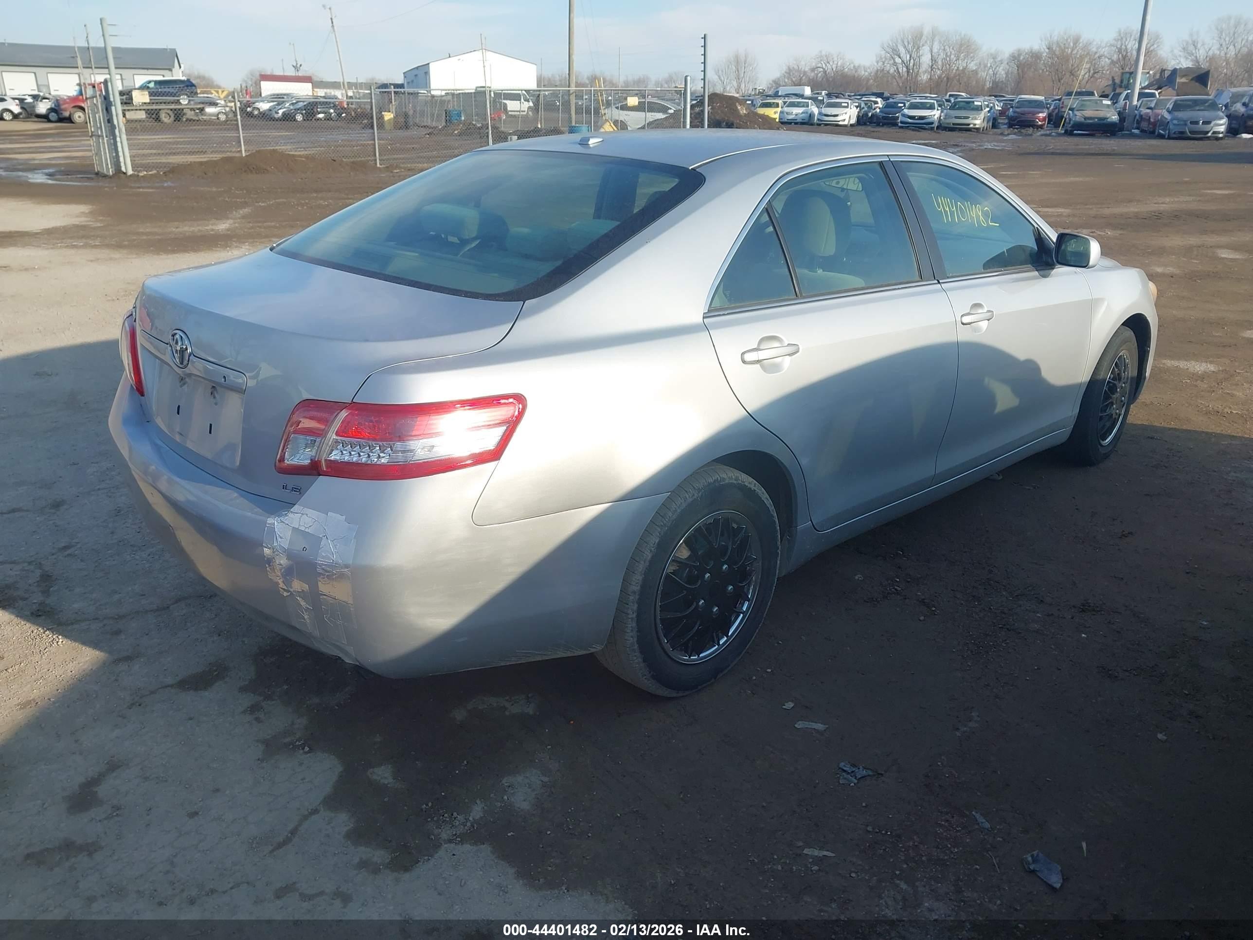 TOYOTA CAMRY image 4