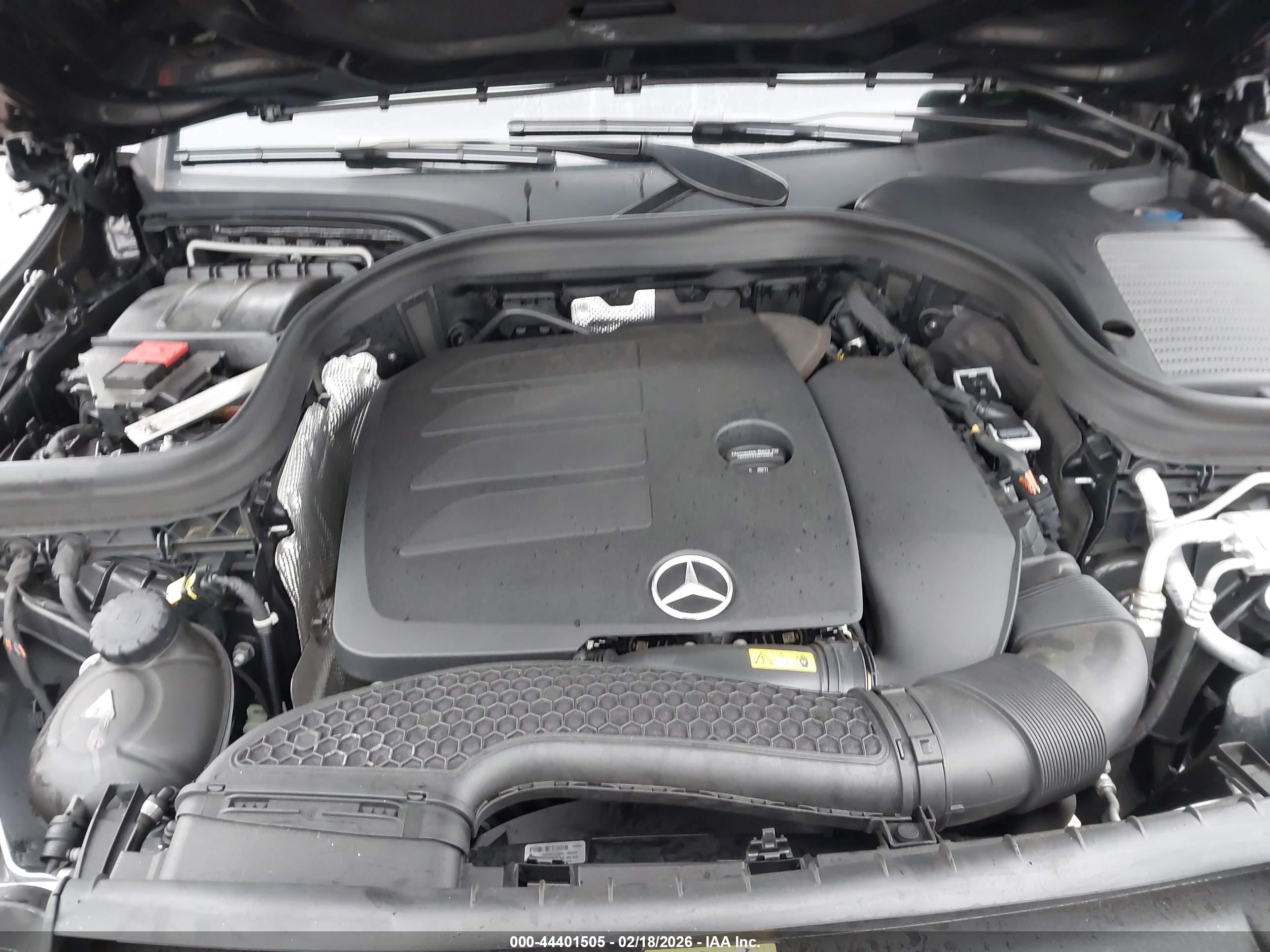 MERCEDES-BENZ GLC image 10