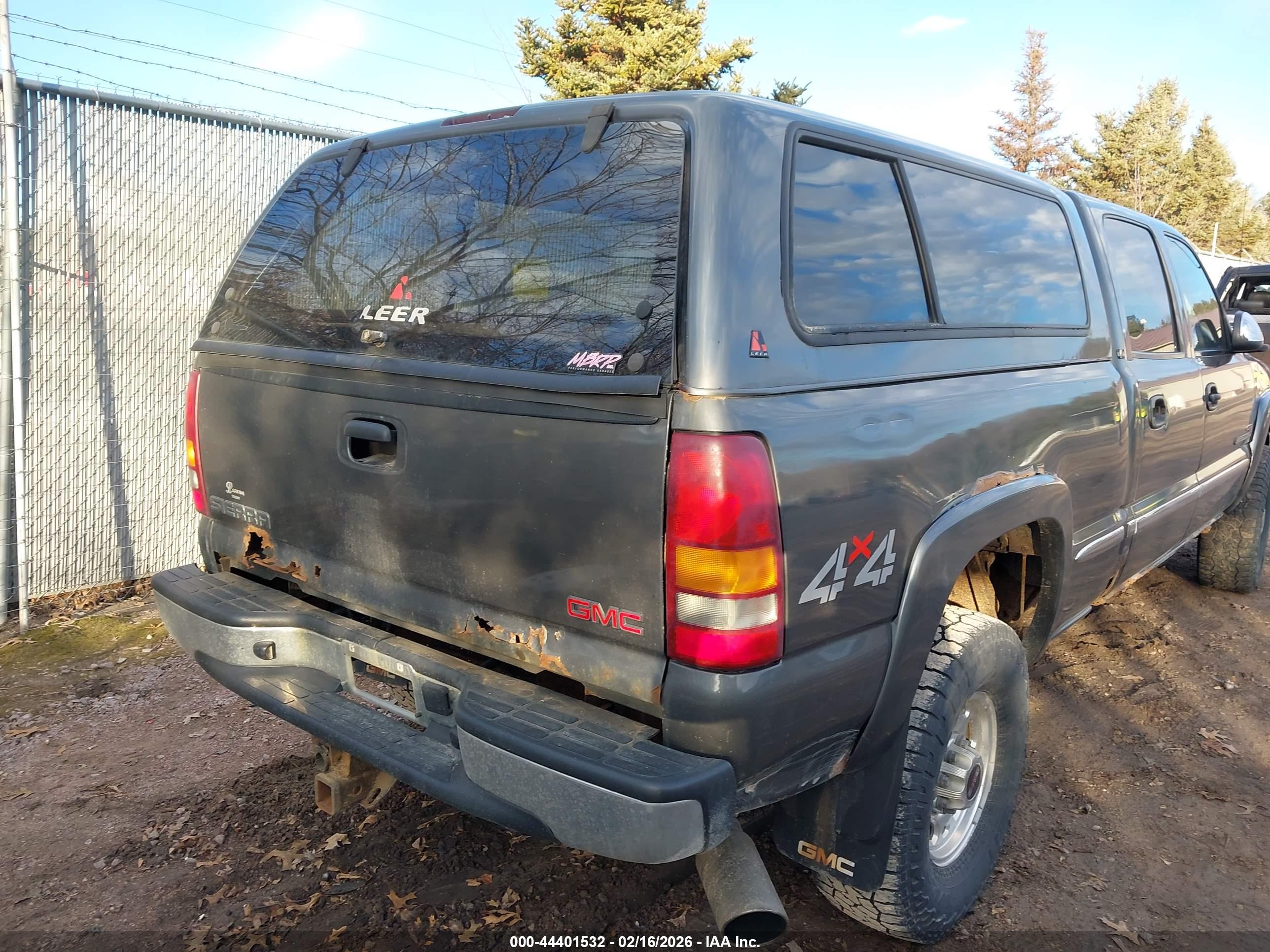 GMC SIERRA image 4
