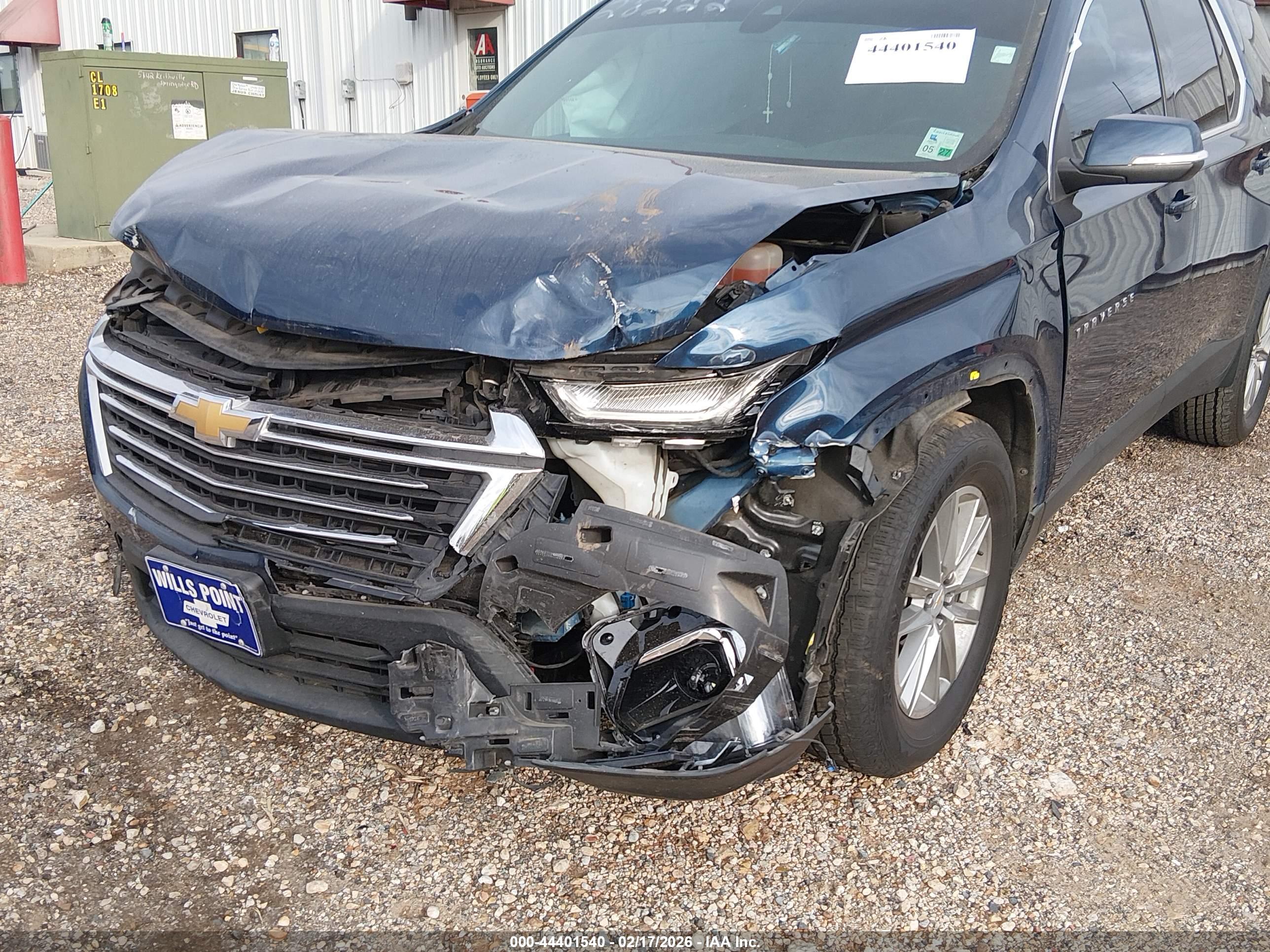 CHEVROLET TRAVERSE image 6