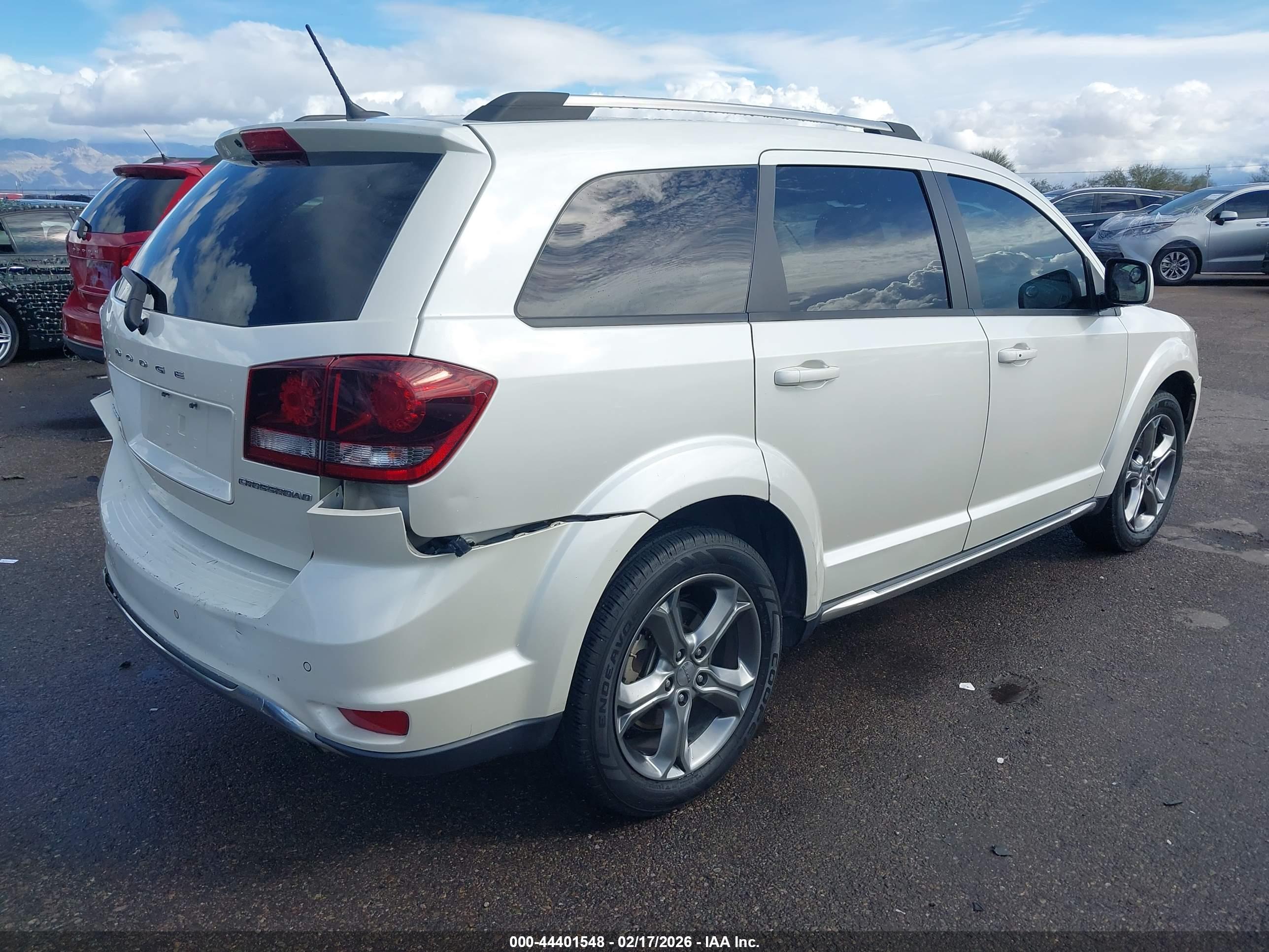 DODGE JOURNEY image 4