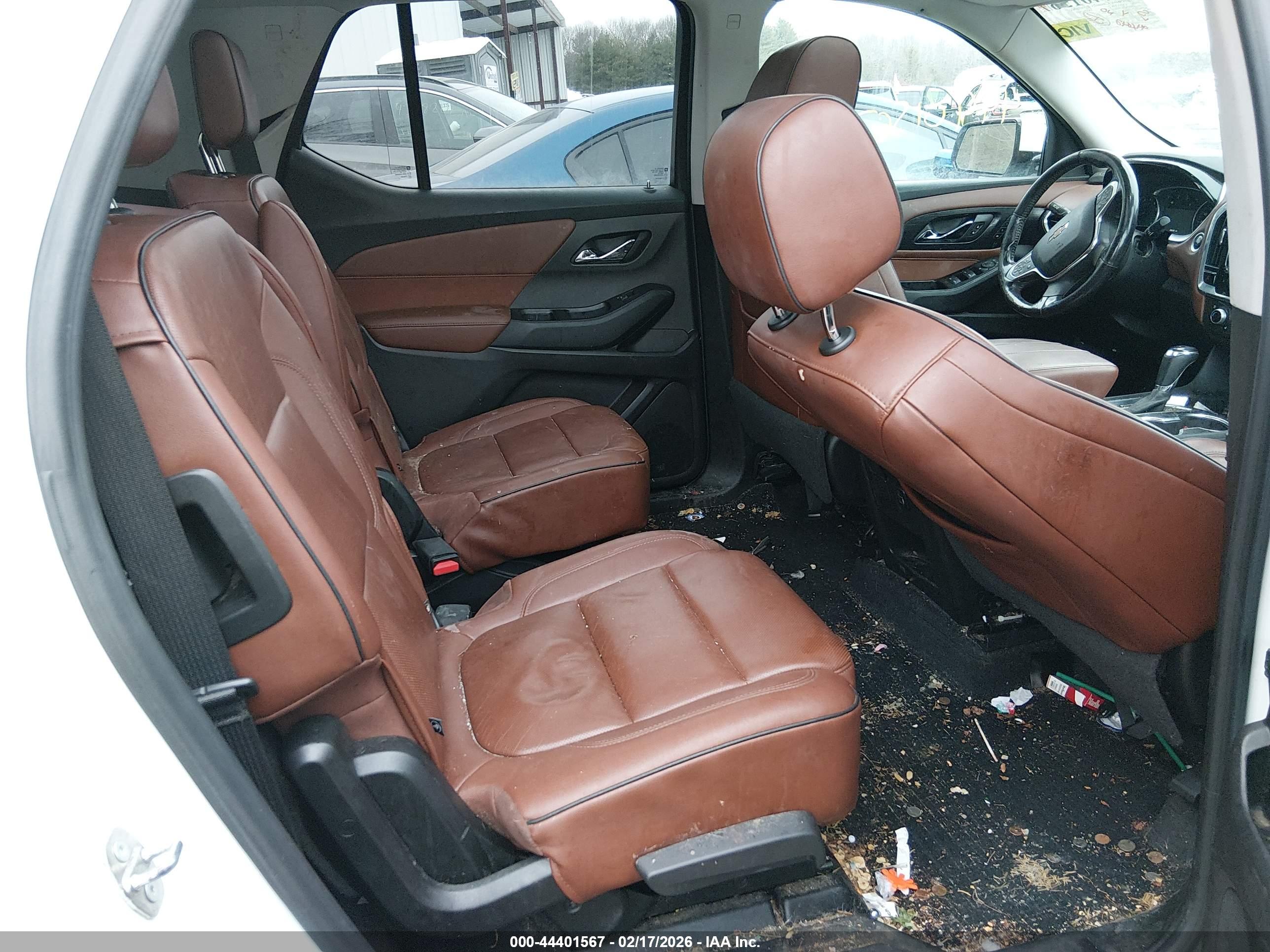 CHEVROLET TRAVERSE image 8