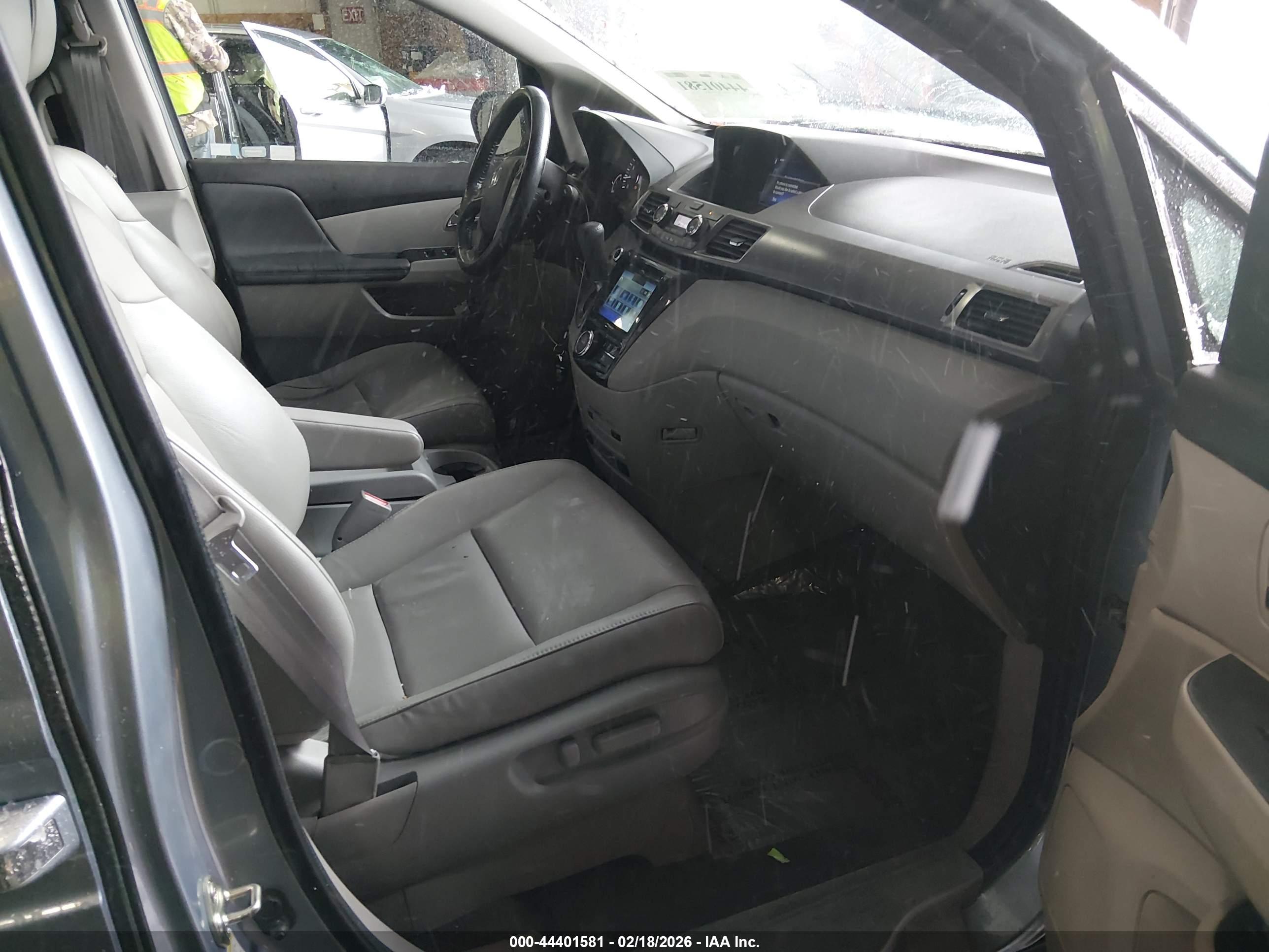 HONDA ODYSSEY image 5