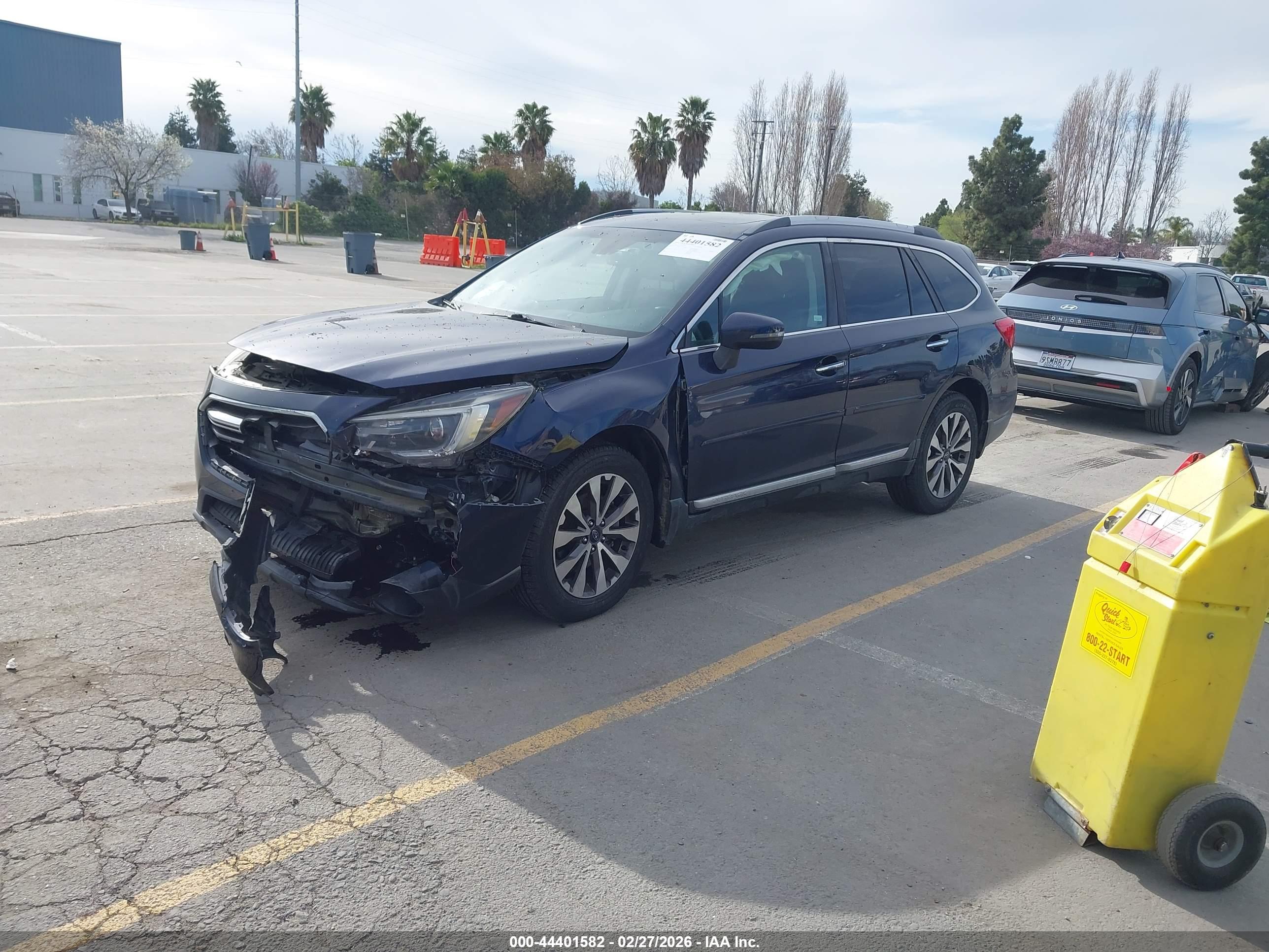 SUBARU OUTBACK image 2
