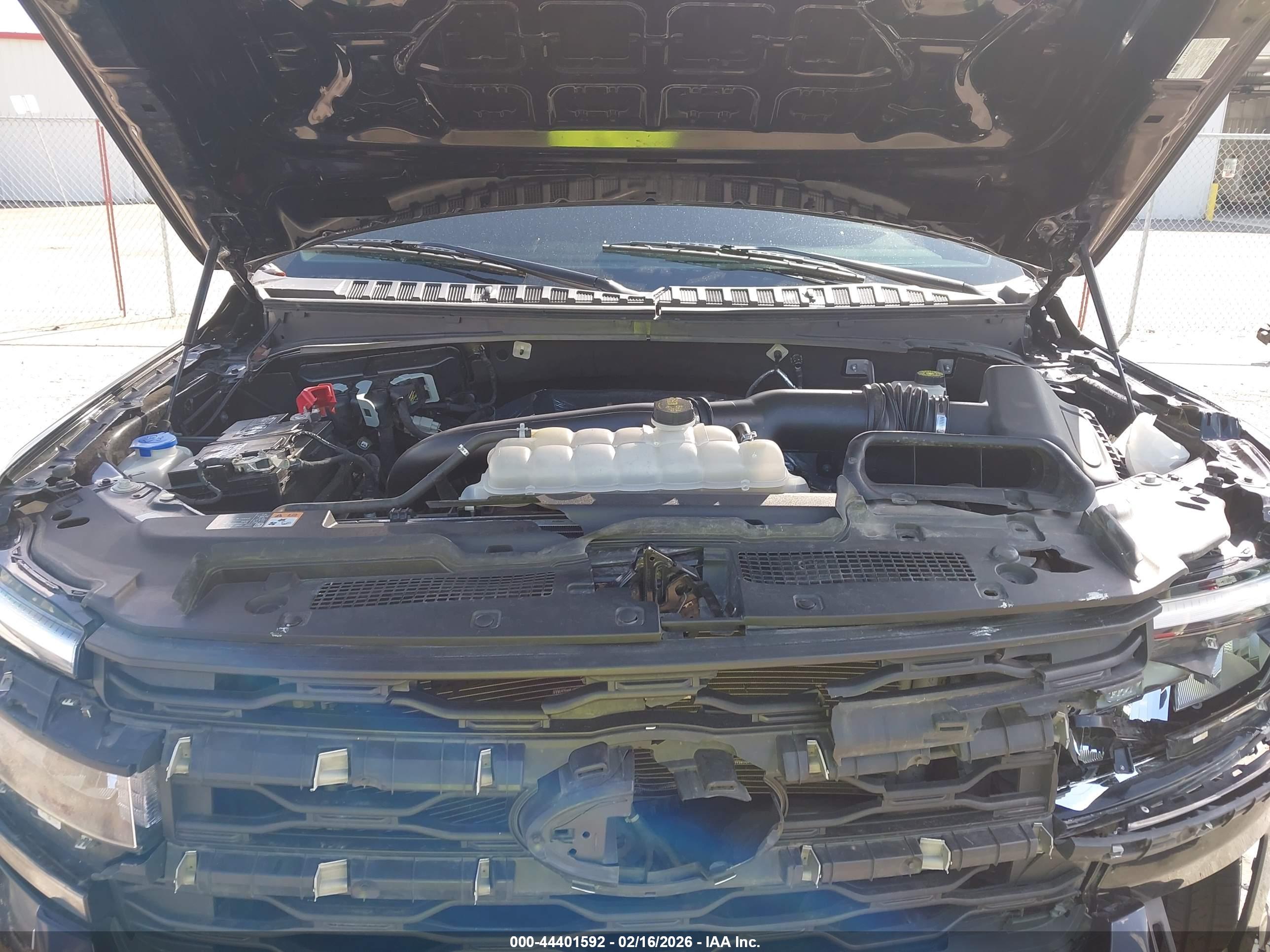 FORD EXPEDITION image 10