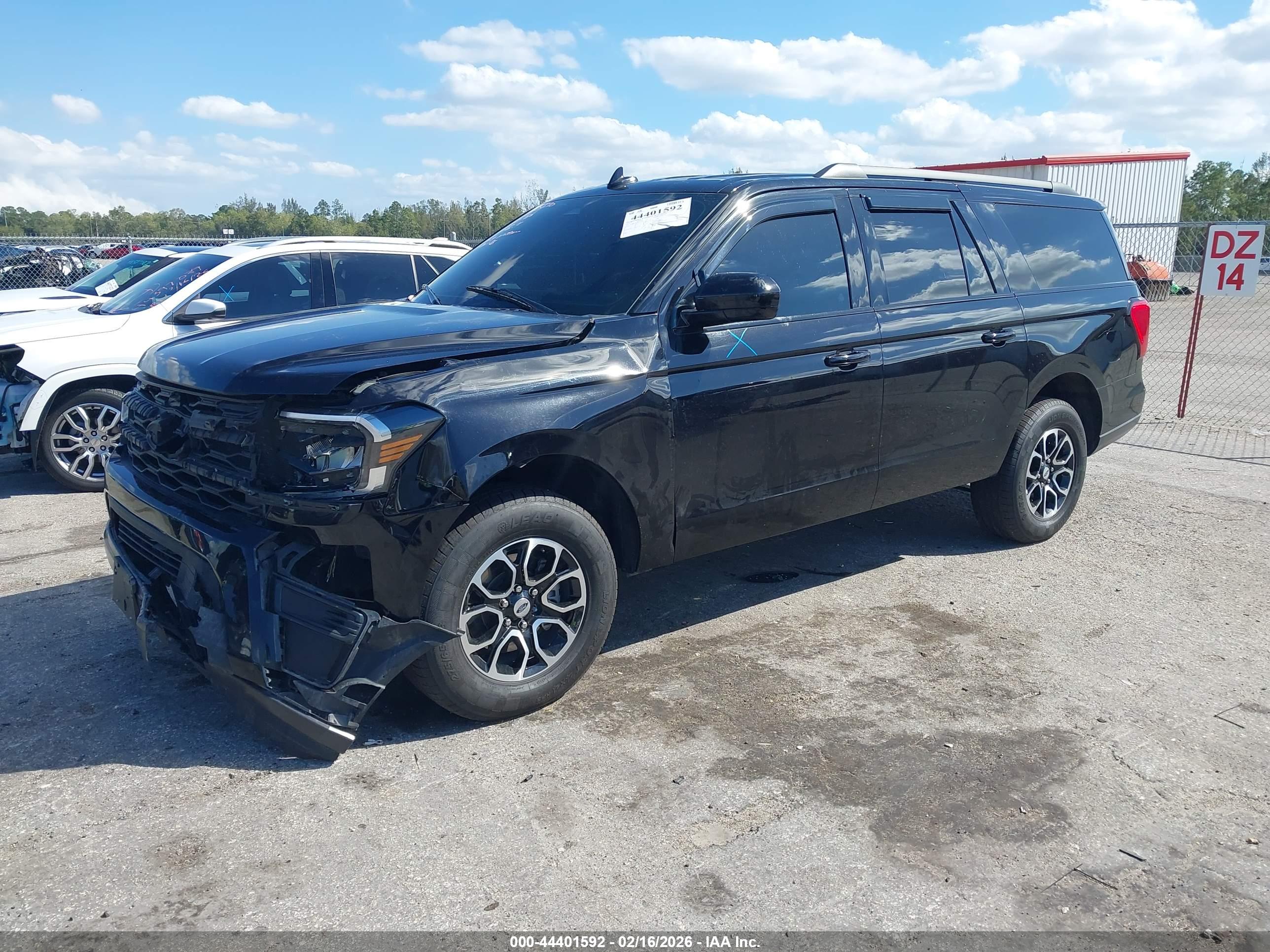 FORD EXPEDITION image 2