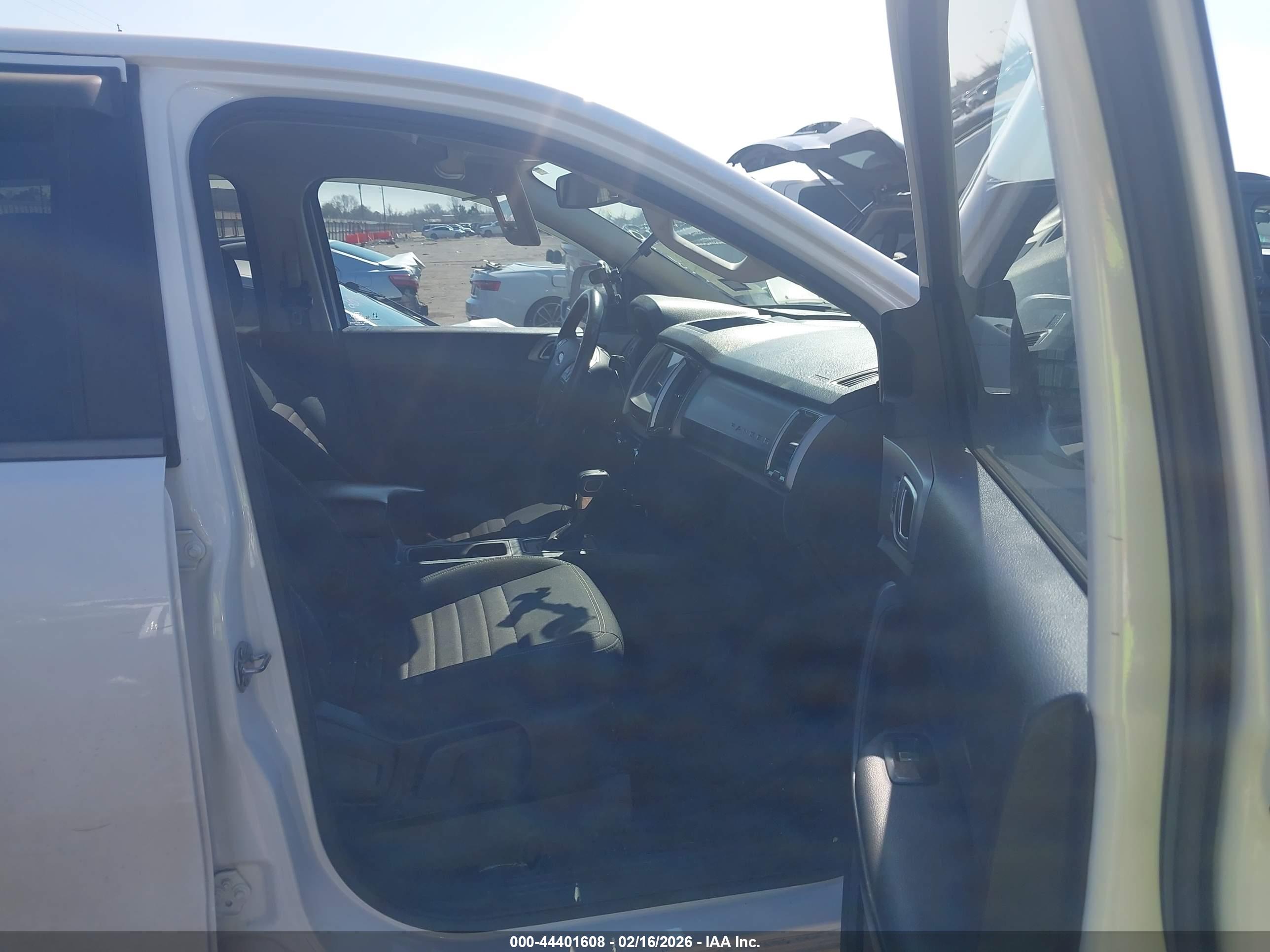 FORD RANGER image 5