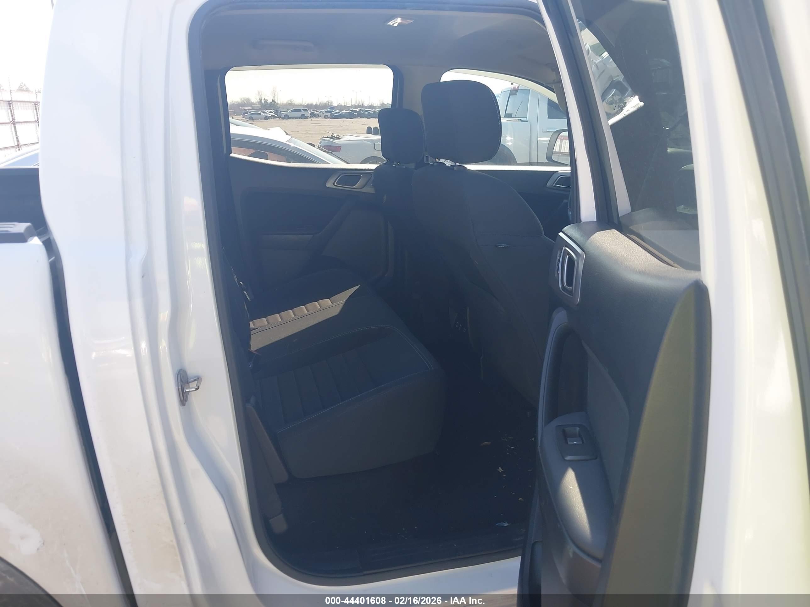 FORD RANGER image 8