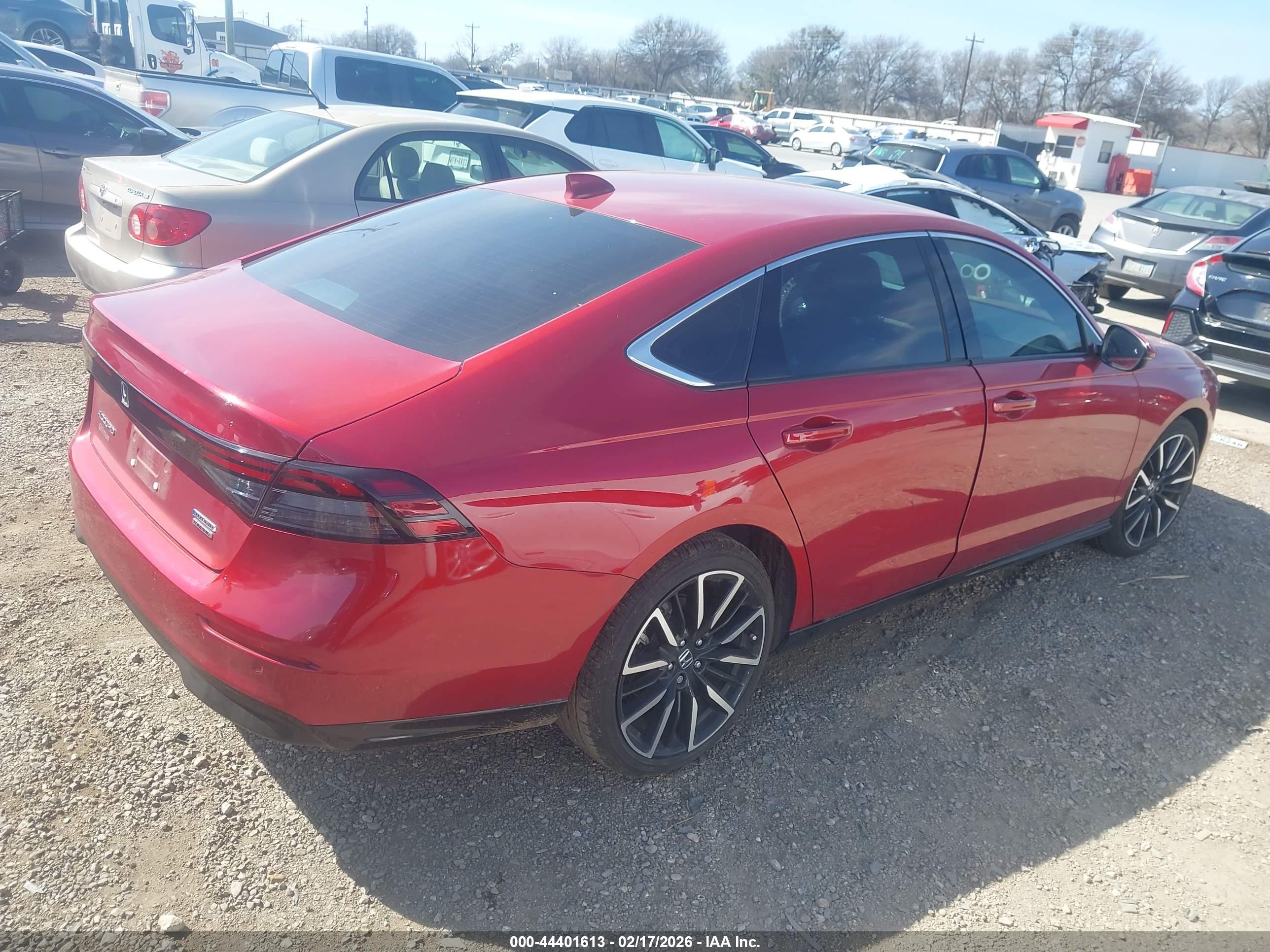 HONDA ACCORD image 4