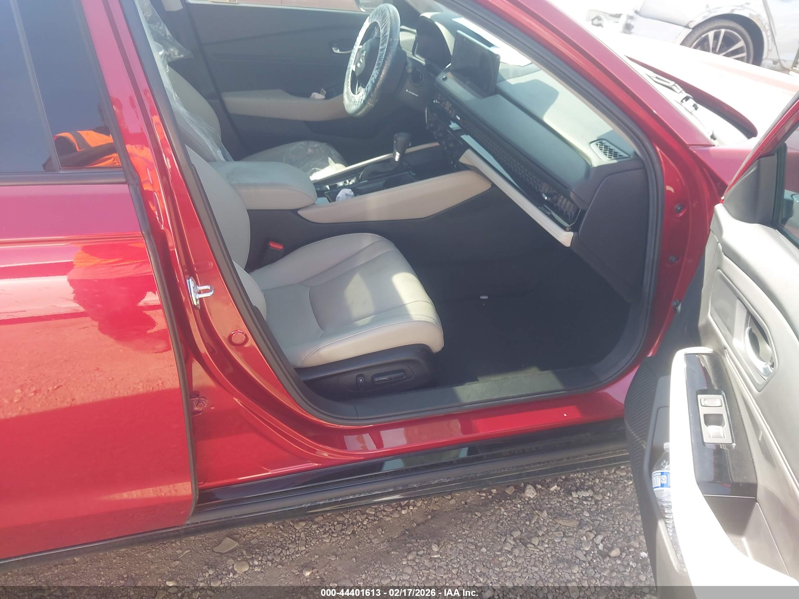 HONDA ACCORD image 5