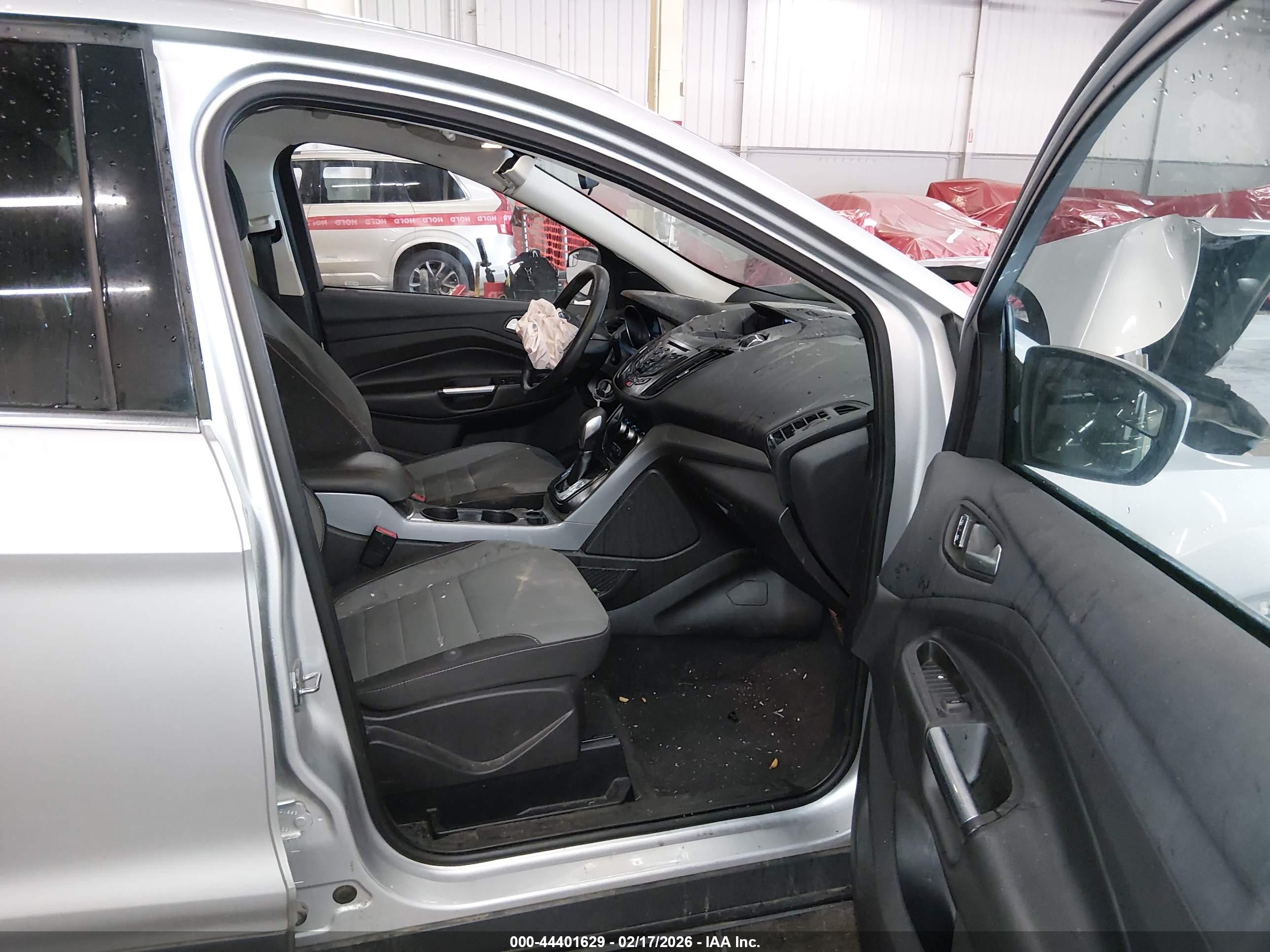 FORD ESCAPE image 5