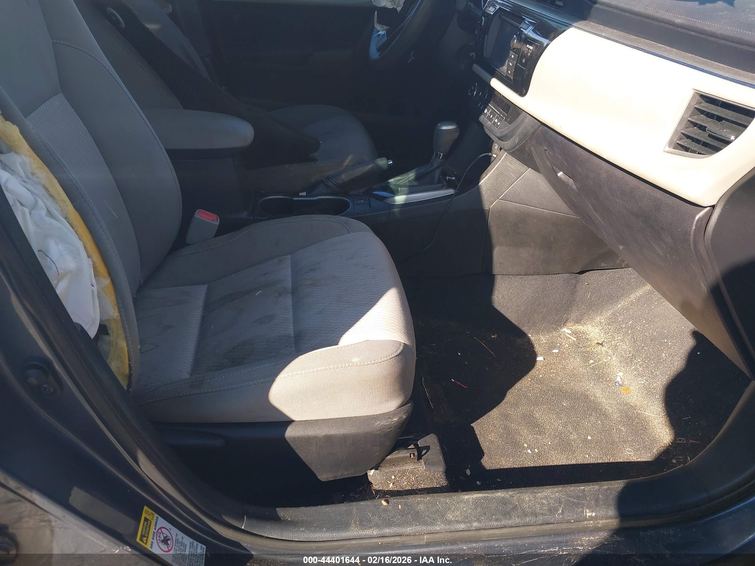 TOYOTA COROLLA image 5
