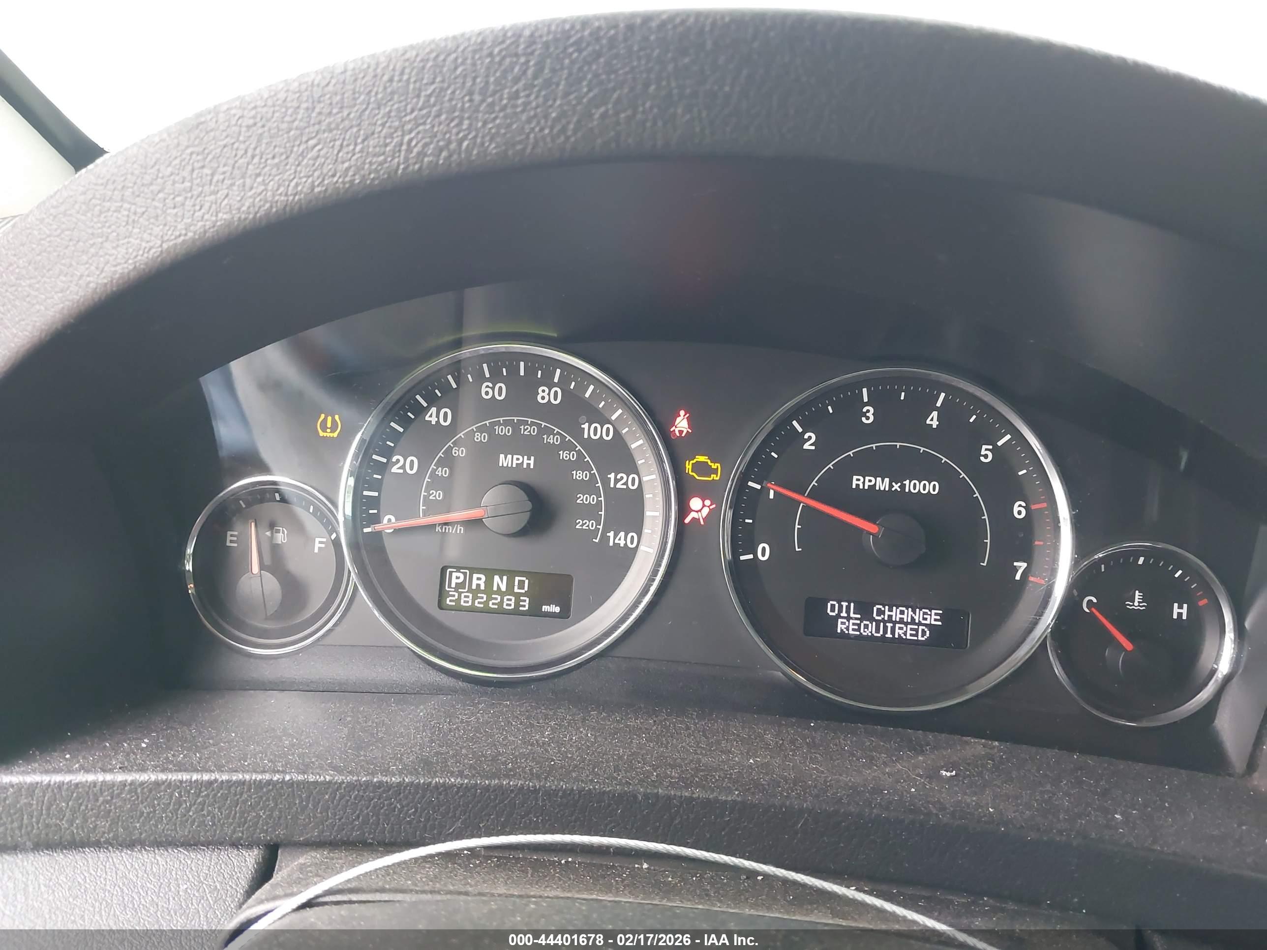 JEEP GRAND image 7