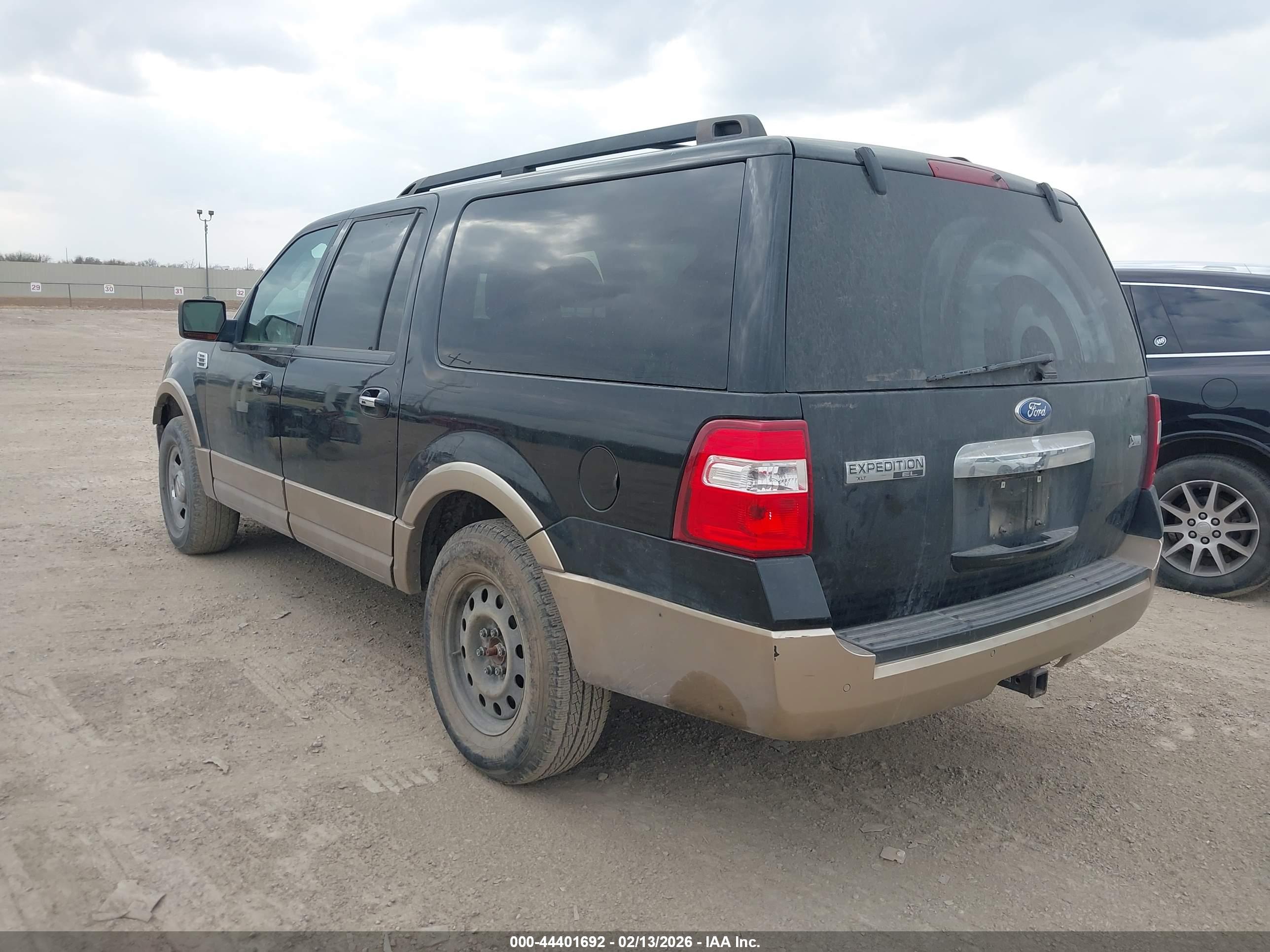 FORD EXPEDITION image 3