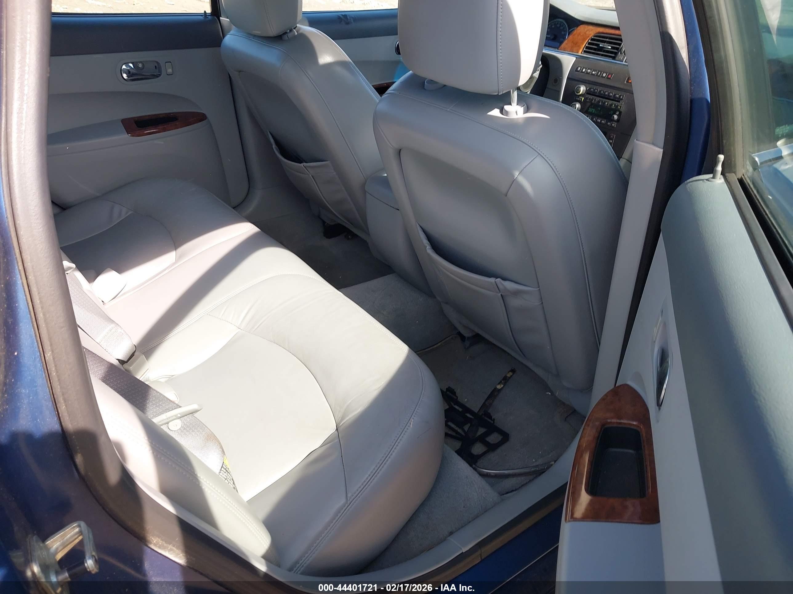 BUICK LACROSSE image 8