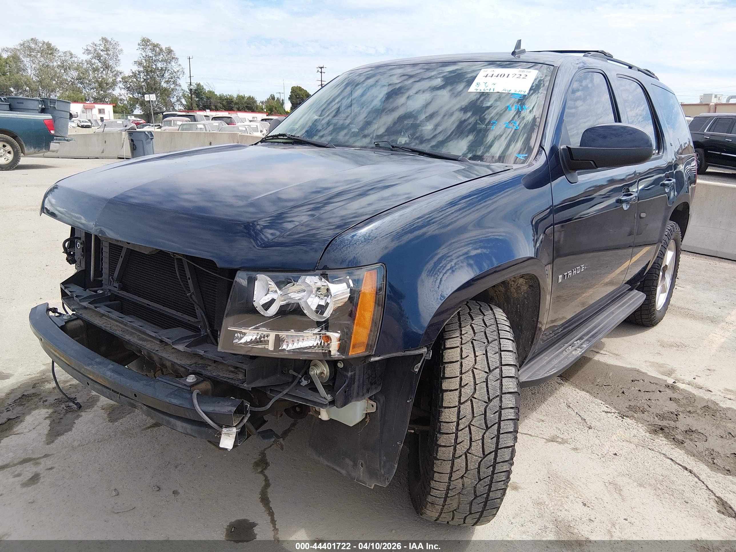 CHEVROLET TAHOE image 2