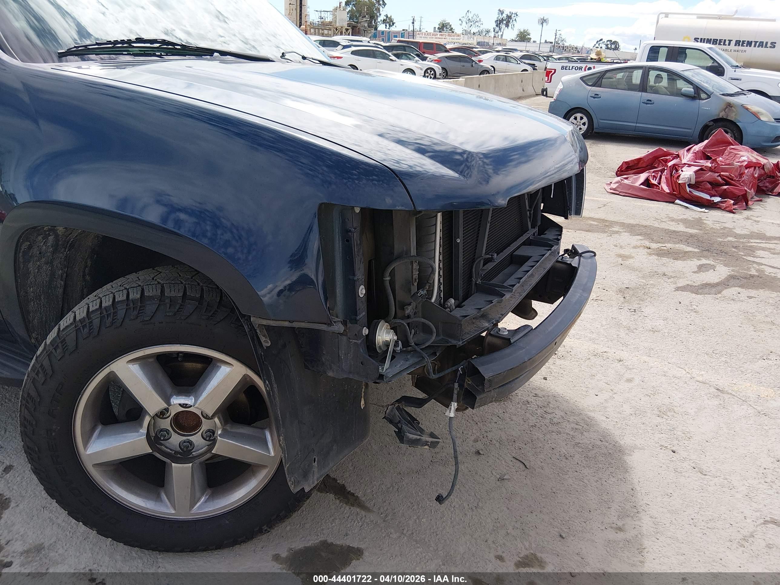CHEVROLET TAHOE image 6