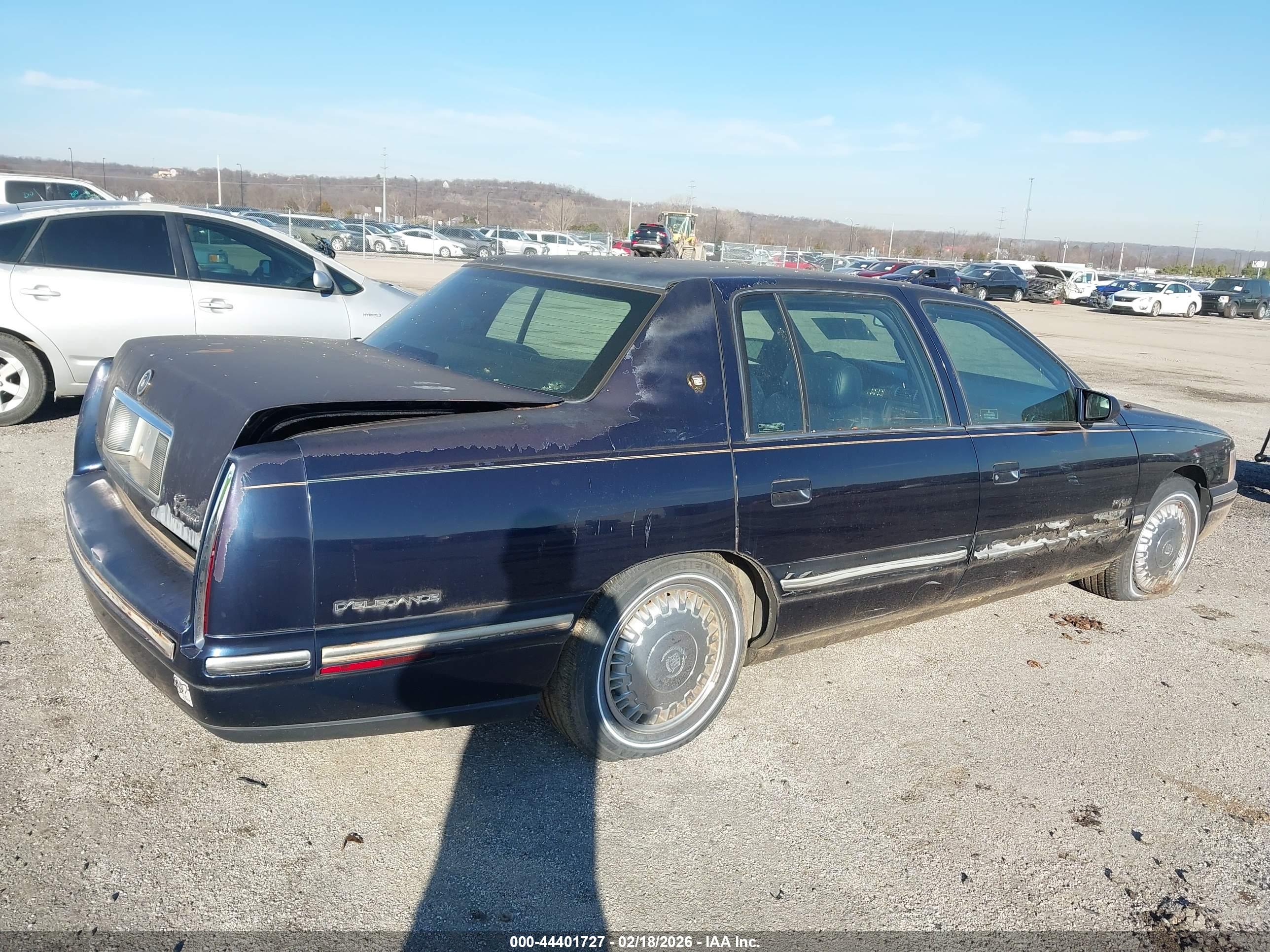 CADILLAC DEVILLE image 4
