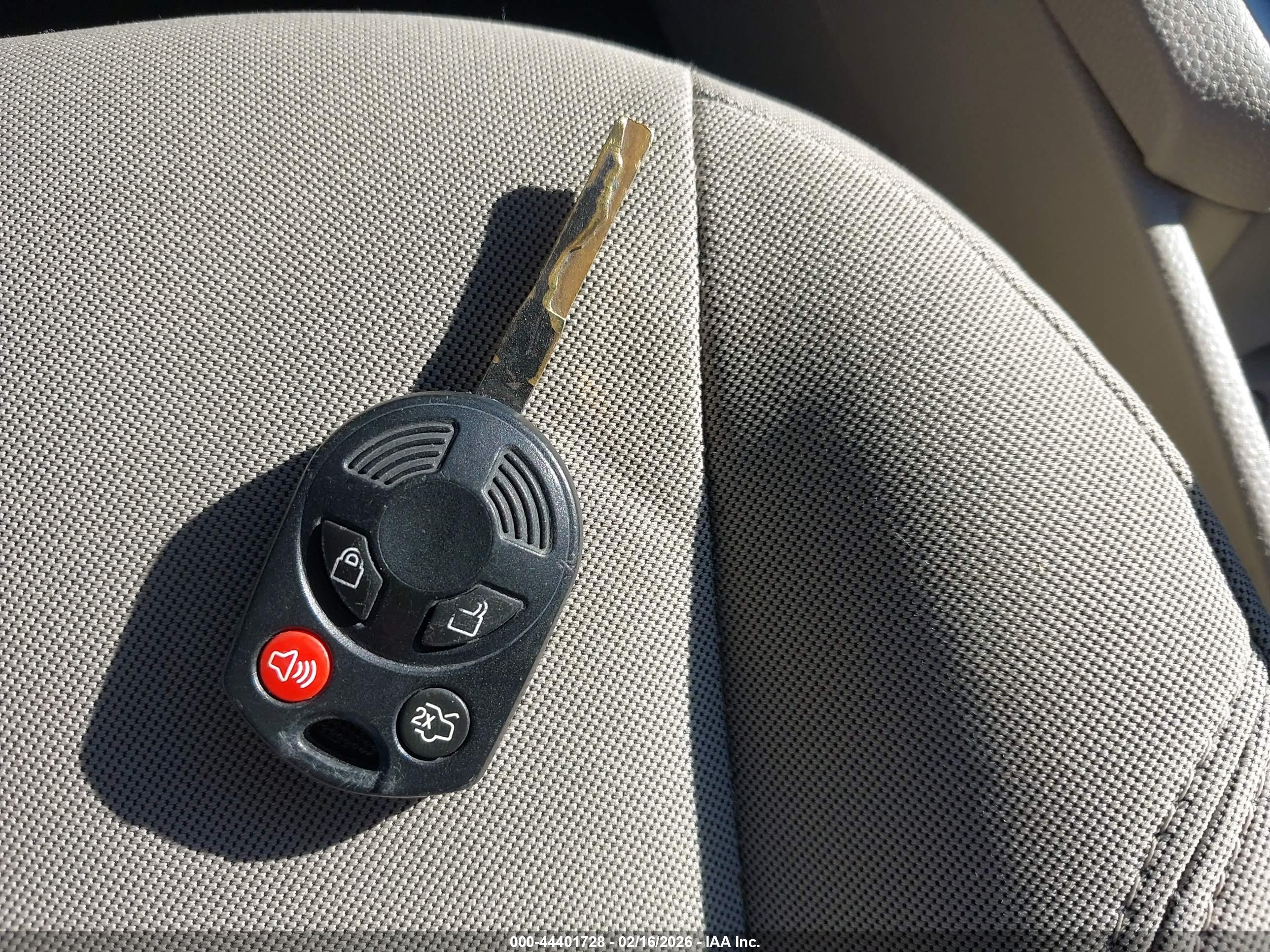 FORD FIESTA image 11