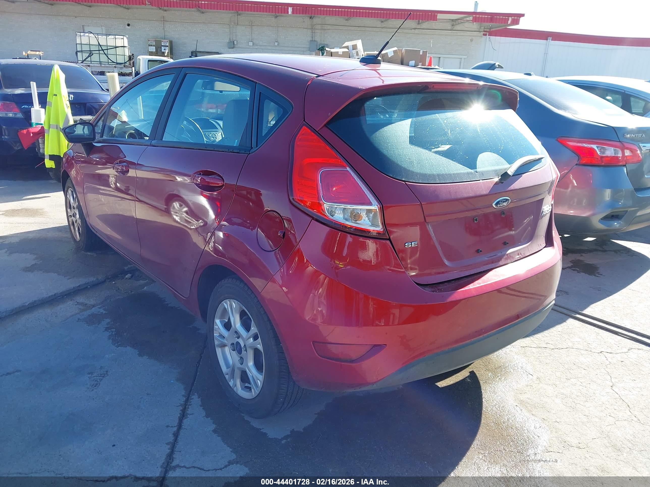FORD FIESTA image 3