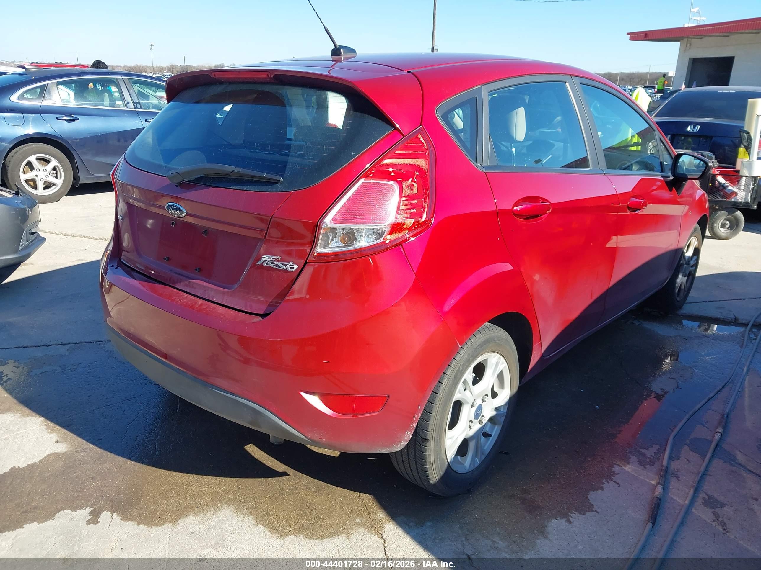 FORD FIESTA image 4