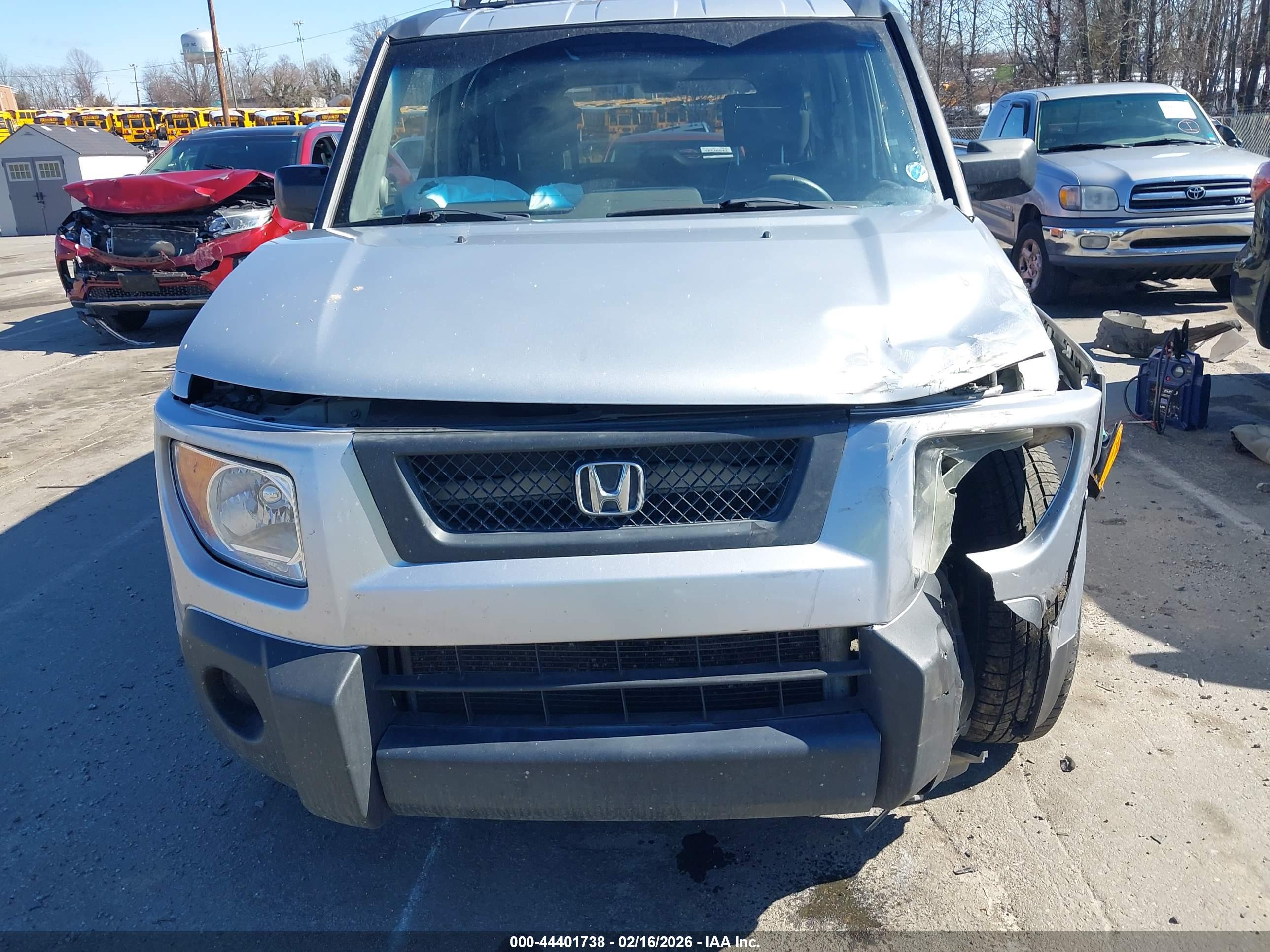 HONDA ELEMENT image 6
