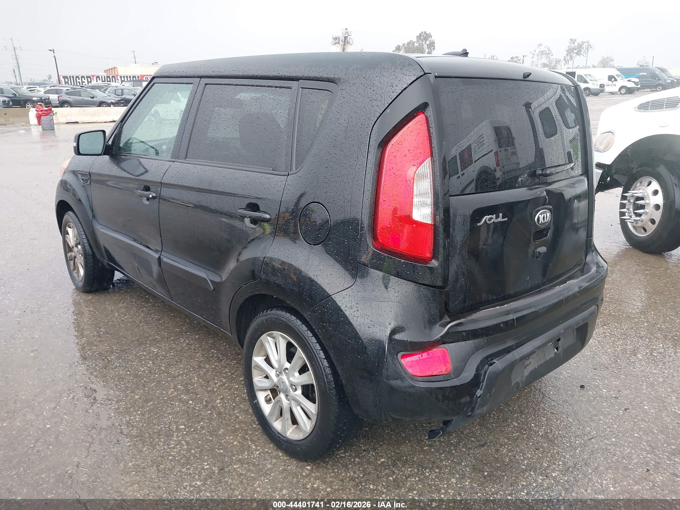KIA SOUL image 3