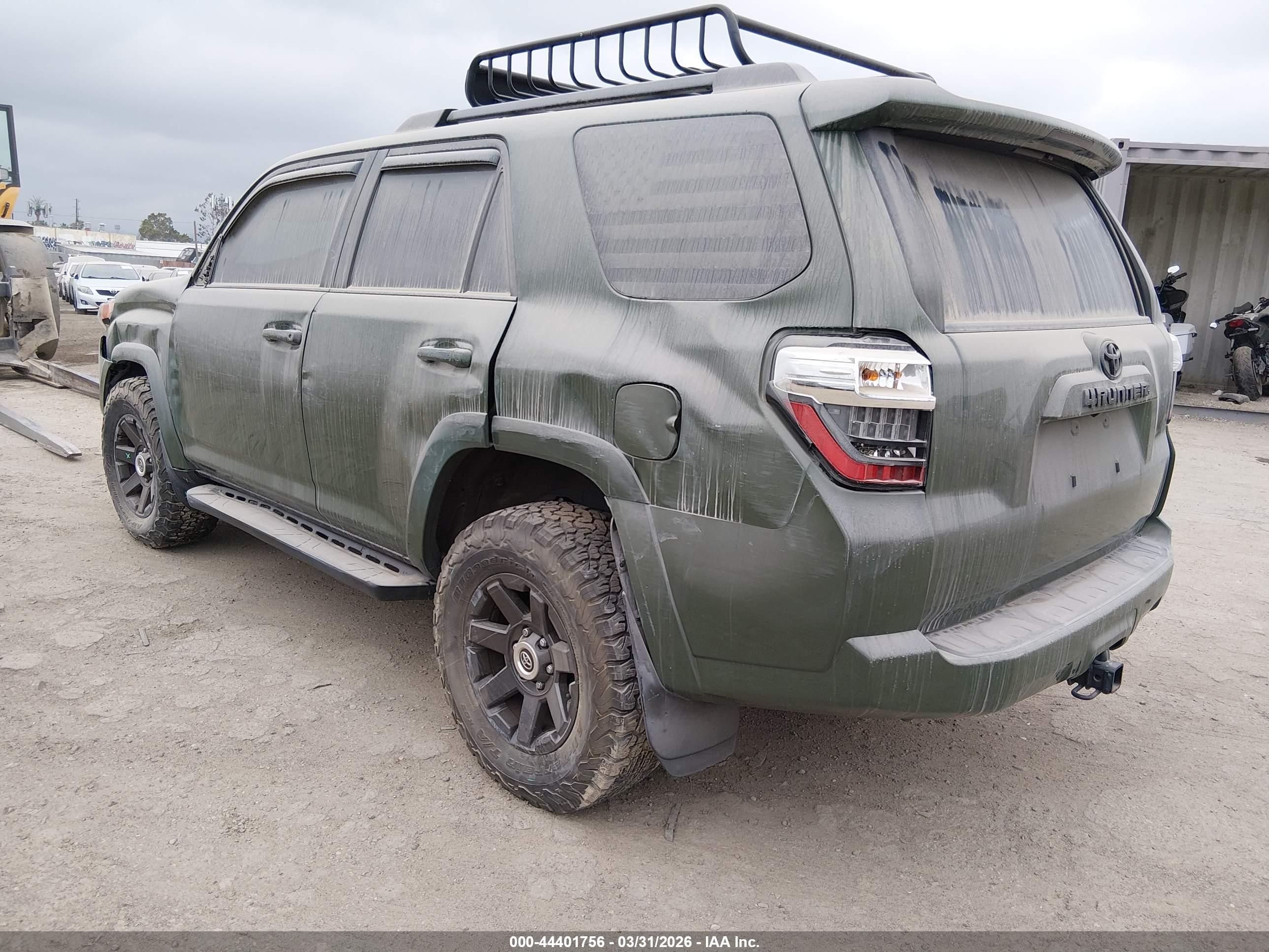 TOYOTA 4RUNNER image 3